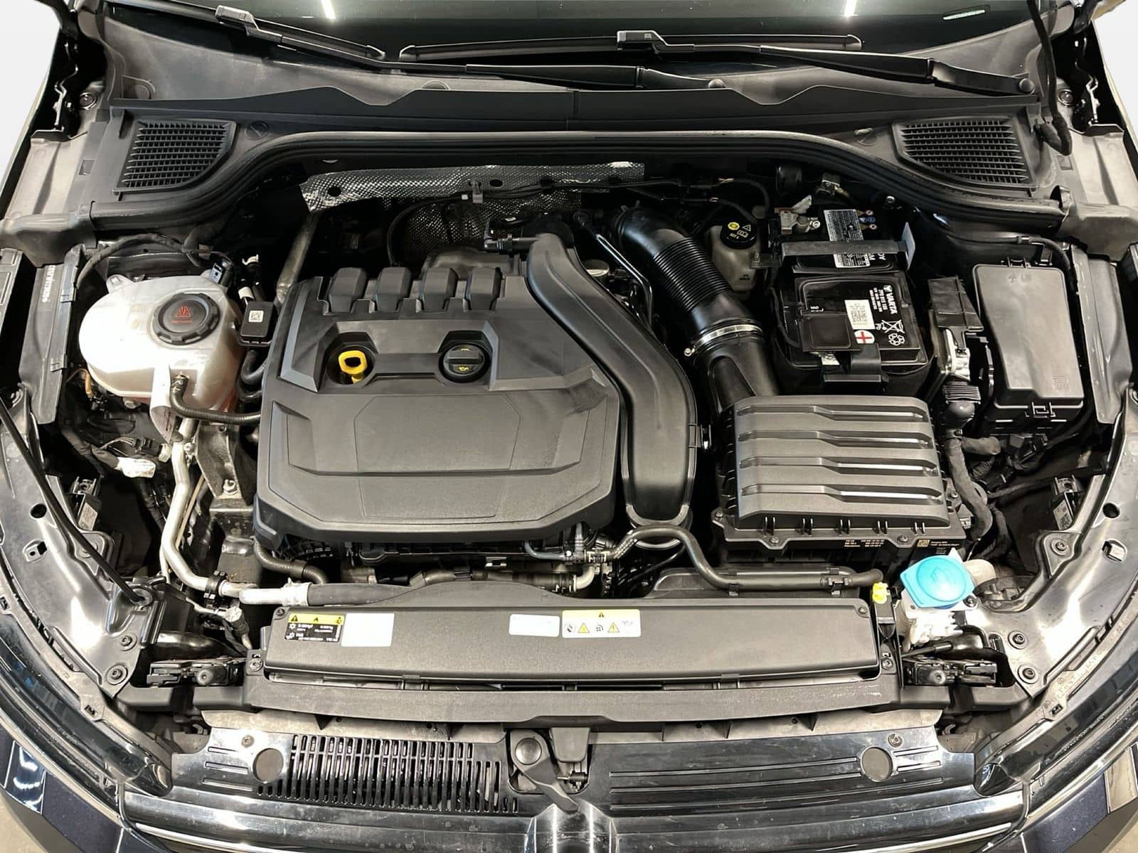 Volkswagen Golf VIII 1.5 TSI Active 4xSHZ ACC Fernlichtass. foto 15