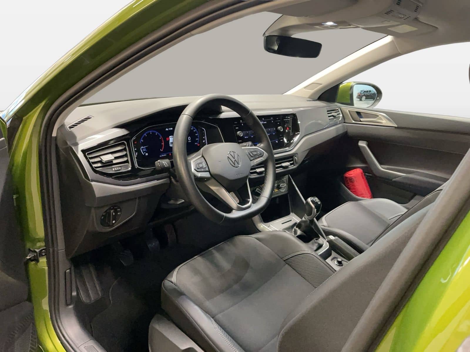 Volkswagen Taigo 1.0 TSI Style Fernlichtass. LED PDC SHZ foto 8