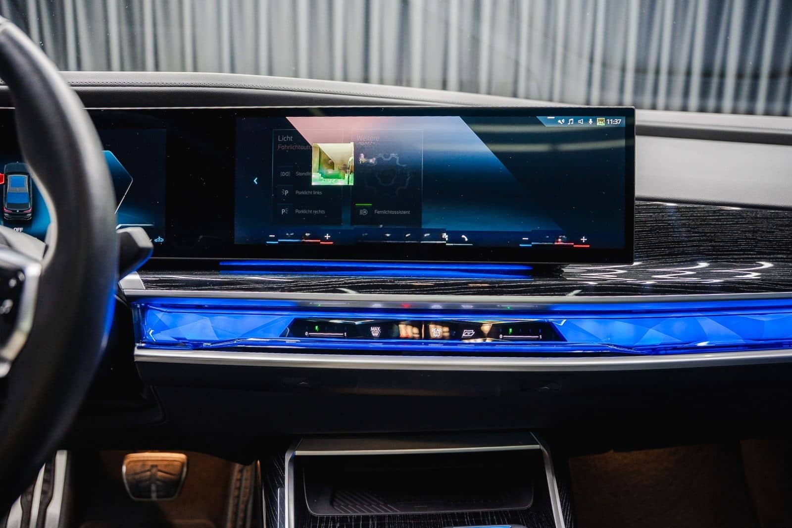 BMW 740 d xDrive *M Sport Pro*Iconic Glow*Theater TV foto 17