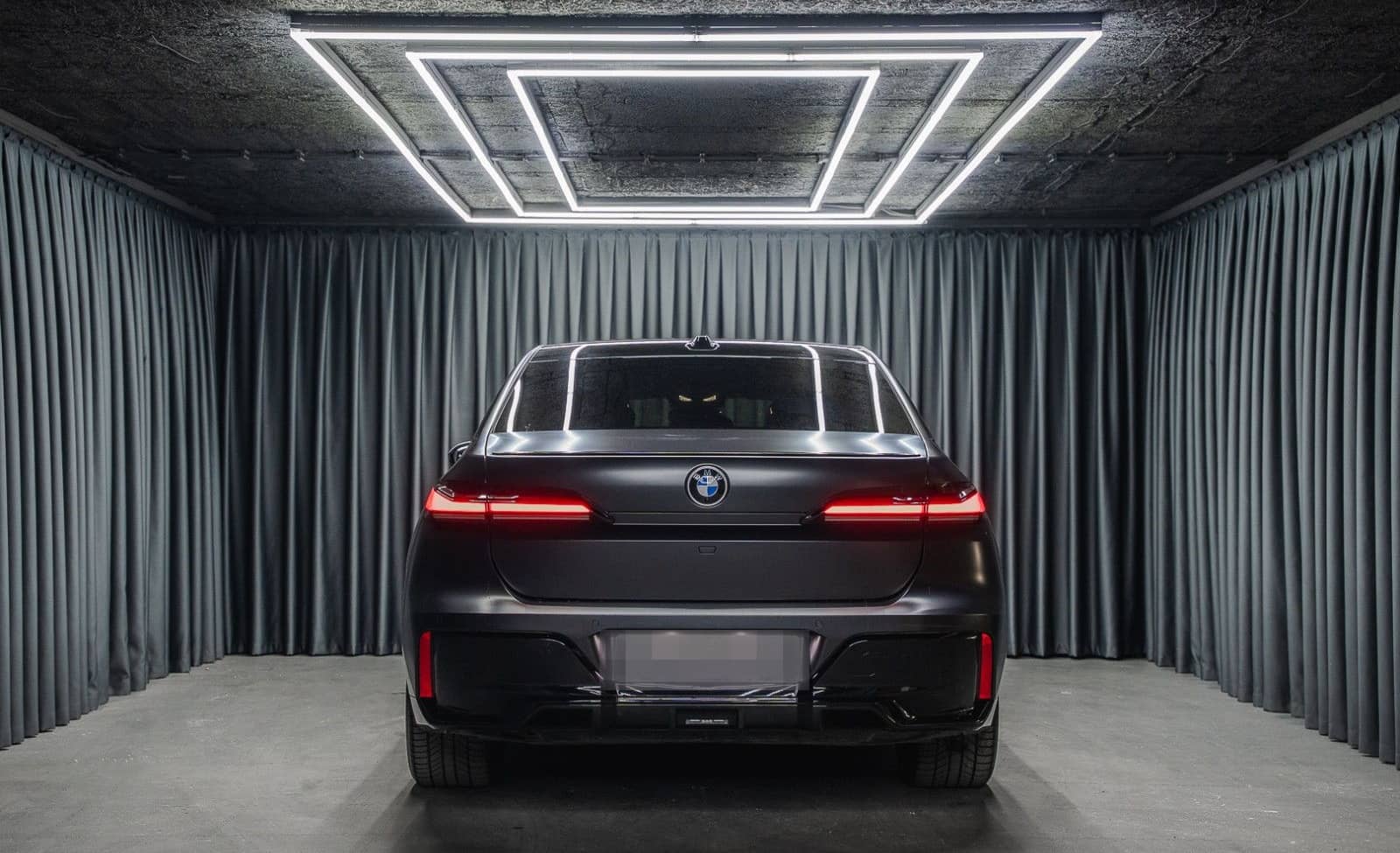 BMW 740 d xDrive *M Sport Pro*Iconic Glow*Theater TV foto 7