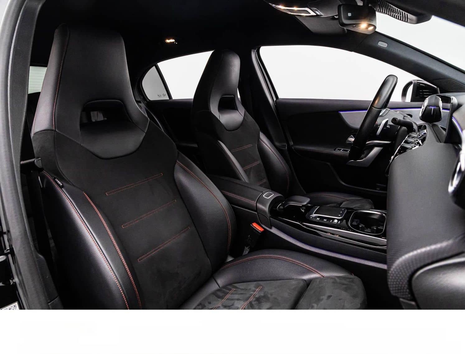 Mercedes-Benz A45 AMG 4MATIC NIGHT/18Z./AMG DRIVER´S/TOTW/KAM. foto 22