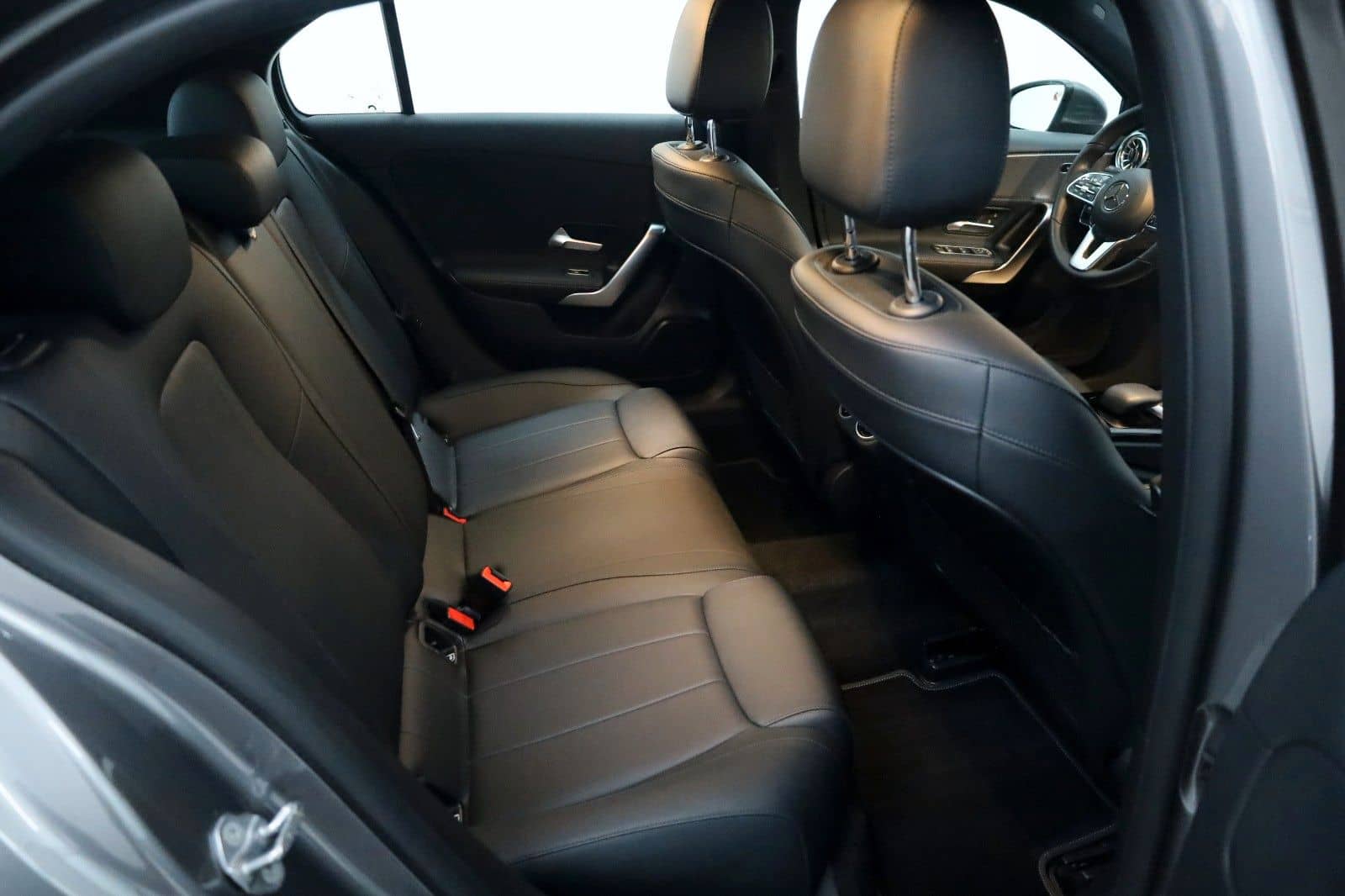 Mercedes-Benz A 200d Navi,Kamera,SH,PDC,Park Paket,Leder foto 6