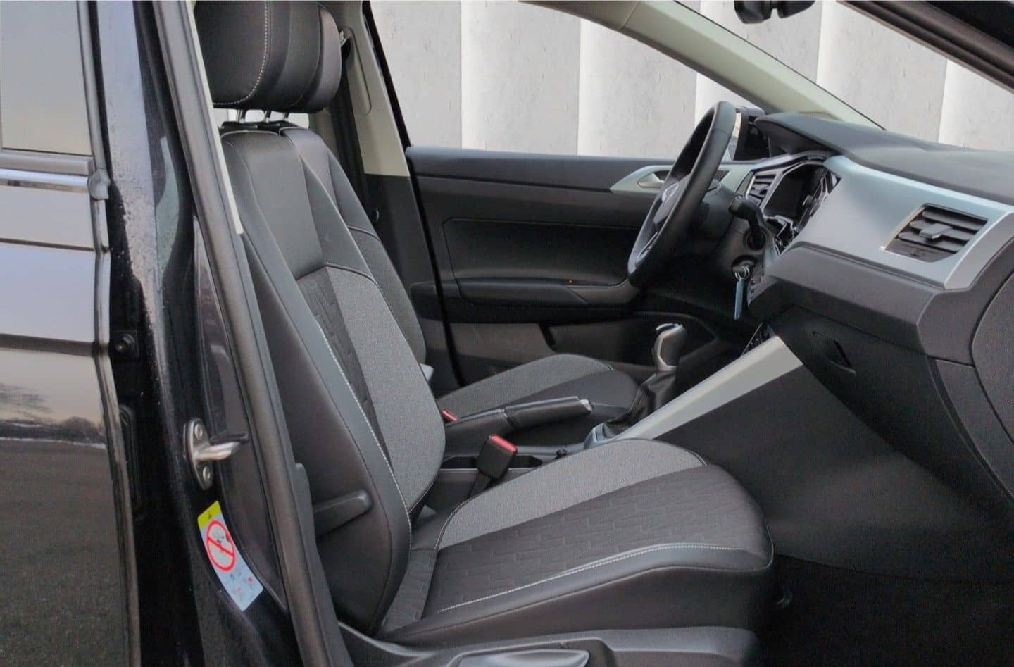 Volkswagen Taigo GOAL 1.0TSI*ACC LED Navi digCock SHZ 2xPDC foto 8