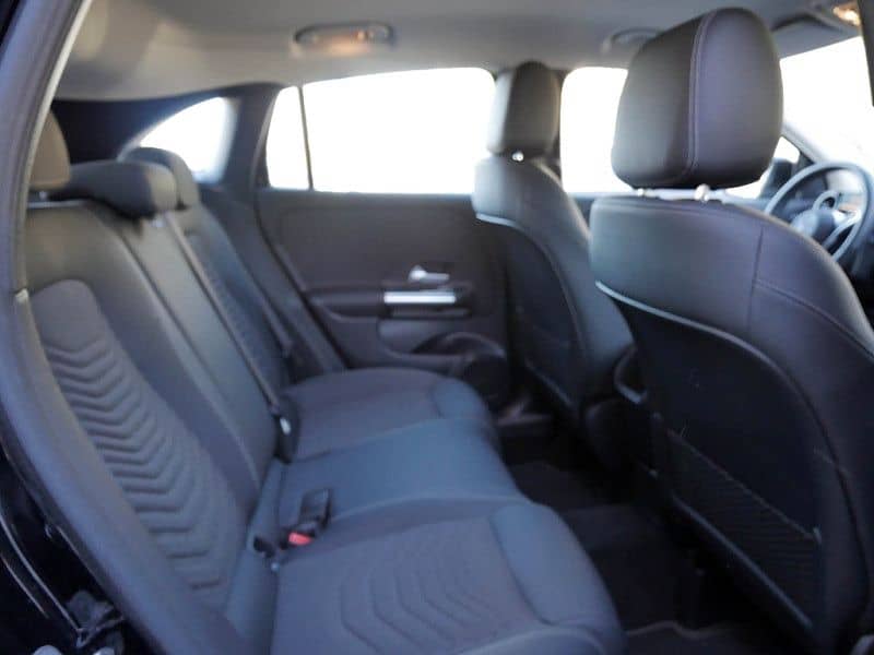 Mercedes-Benz GLA 220 4M // PROGRESSIVE KAMERA SPUR PDC SHZ foto 8