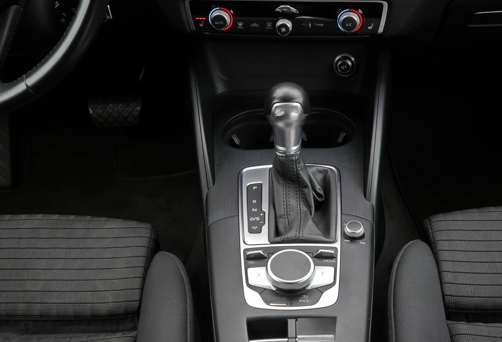 Audi A3 Sportback 2.0 TDI Navigation*Sound*GRA foto 7