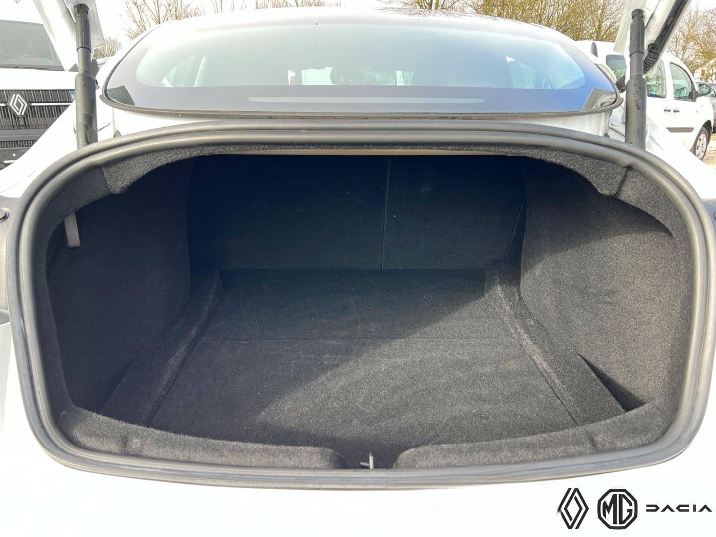 Tesla Model 3 RWD 60 SR MwSt. ausweisbar foto 9