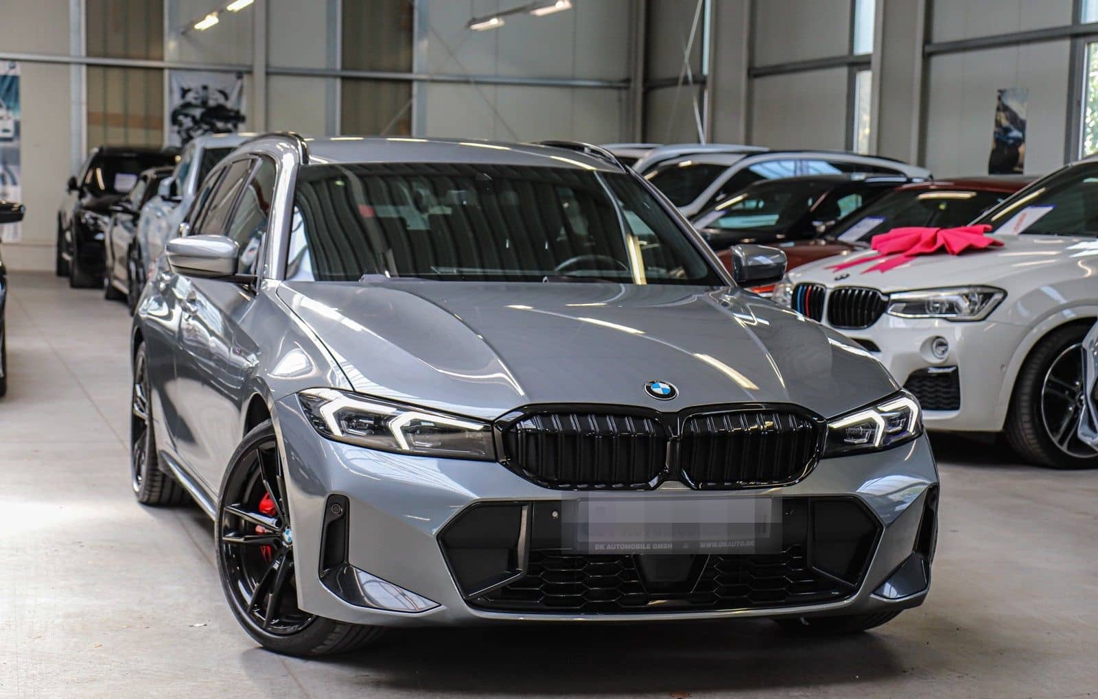 BMW 330d xDrive Touring Sport-Aut///M SPORT/HARMAN/ foto 2