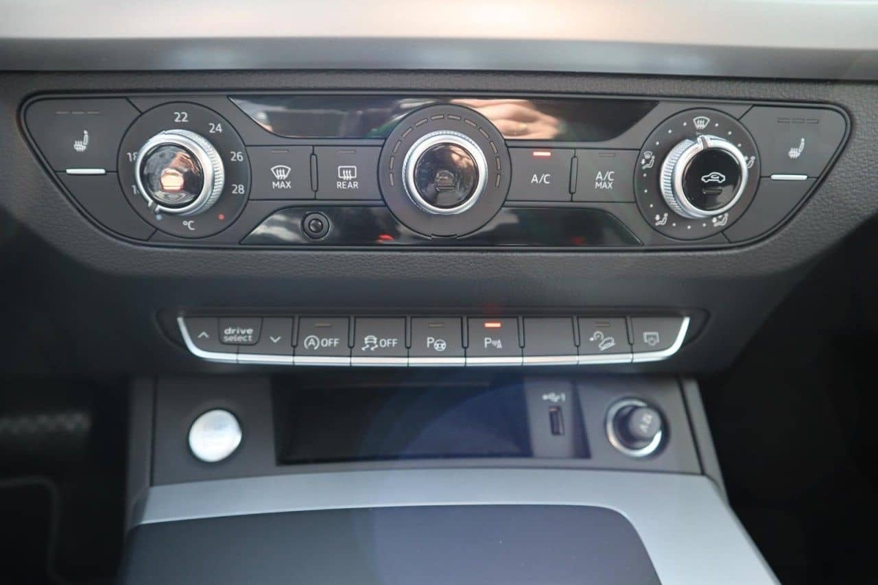 Audi Q5 40 TDI quattro S line Klima Navi foto 11