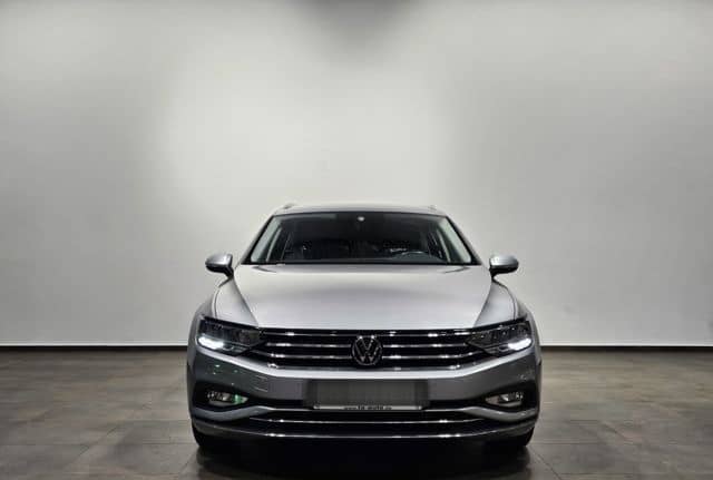 Volkswagen Passat 4Motion Sport Led Navi Leder AHK Kamera foto 3