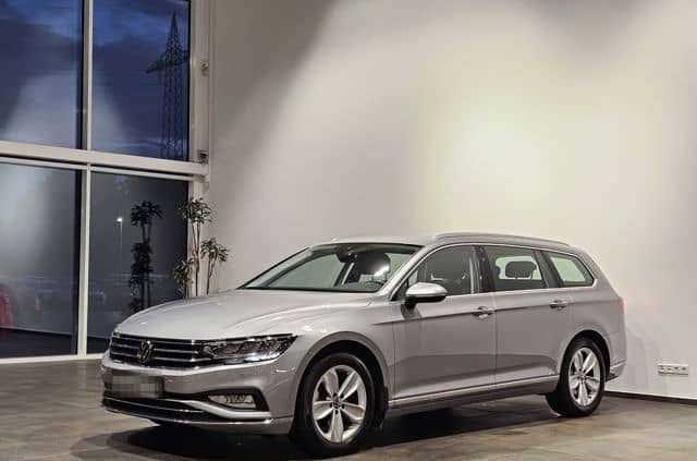 Volkswagen Passat 4Motion Sport Led Navi Leder AHK Kamera foto 4