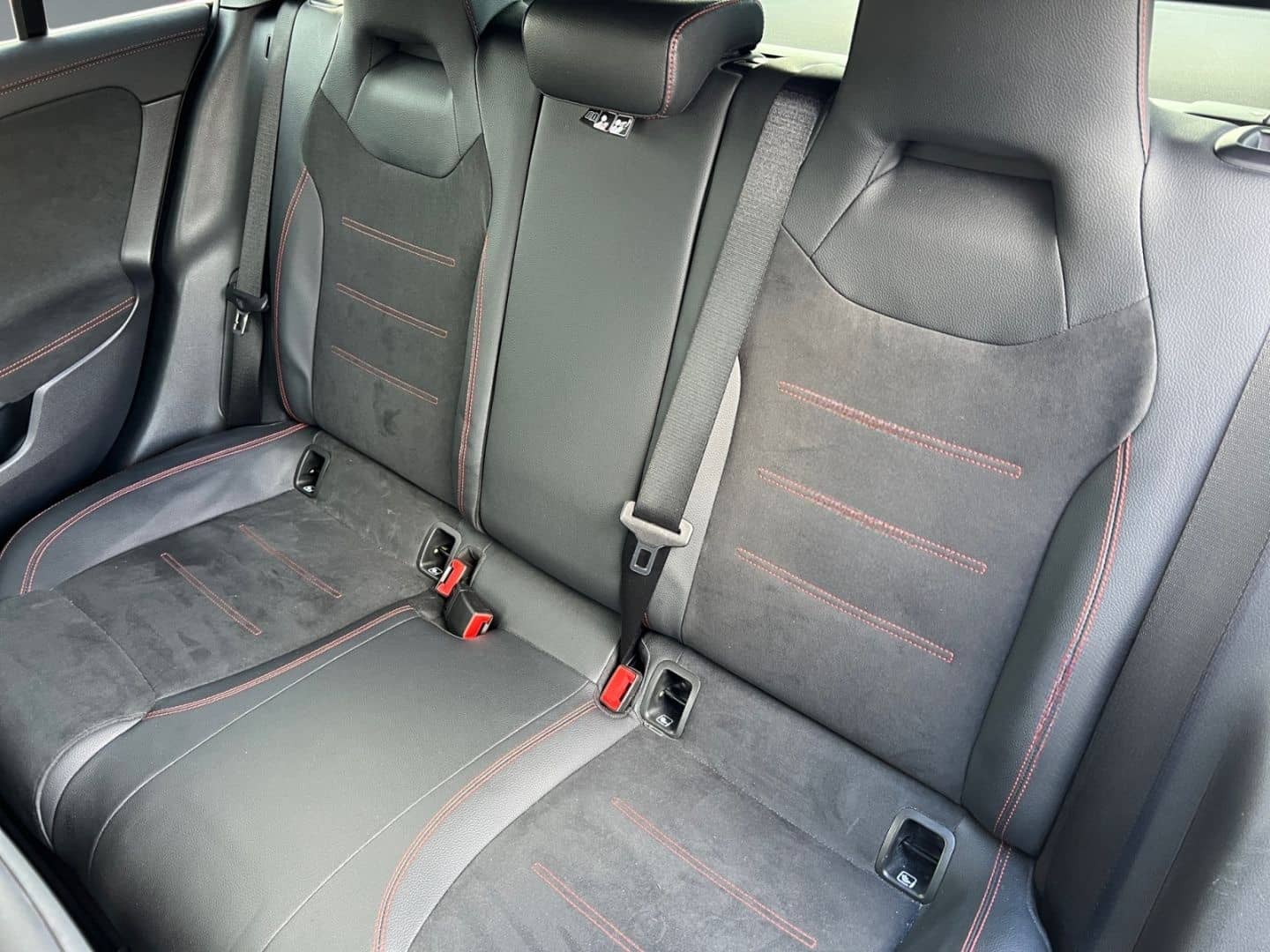 Mercedes-Benz CLA 200 Shooting Brake d AMG-Line LED Kamera foto 11