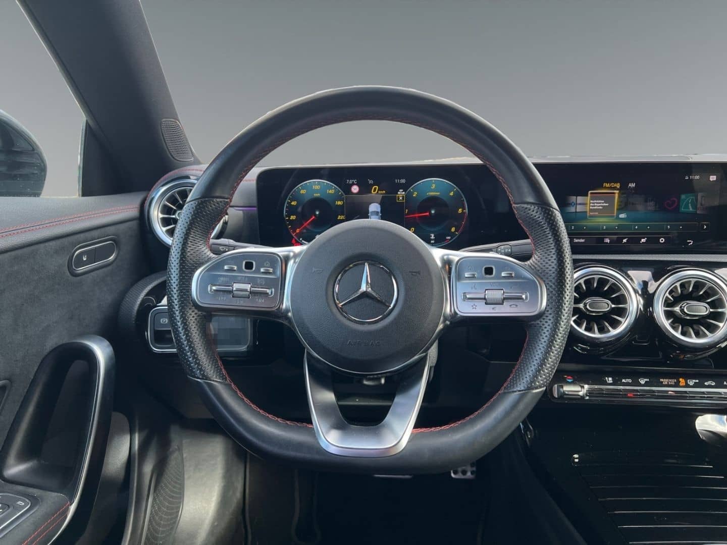 Mercedes-Benz CLA 200 Shooting Brake d AMG-Line LED Kamera foto 3