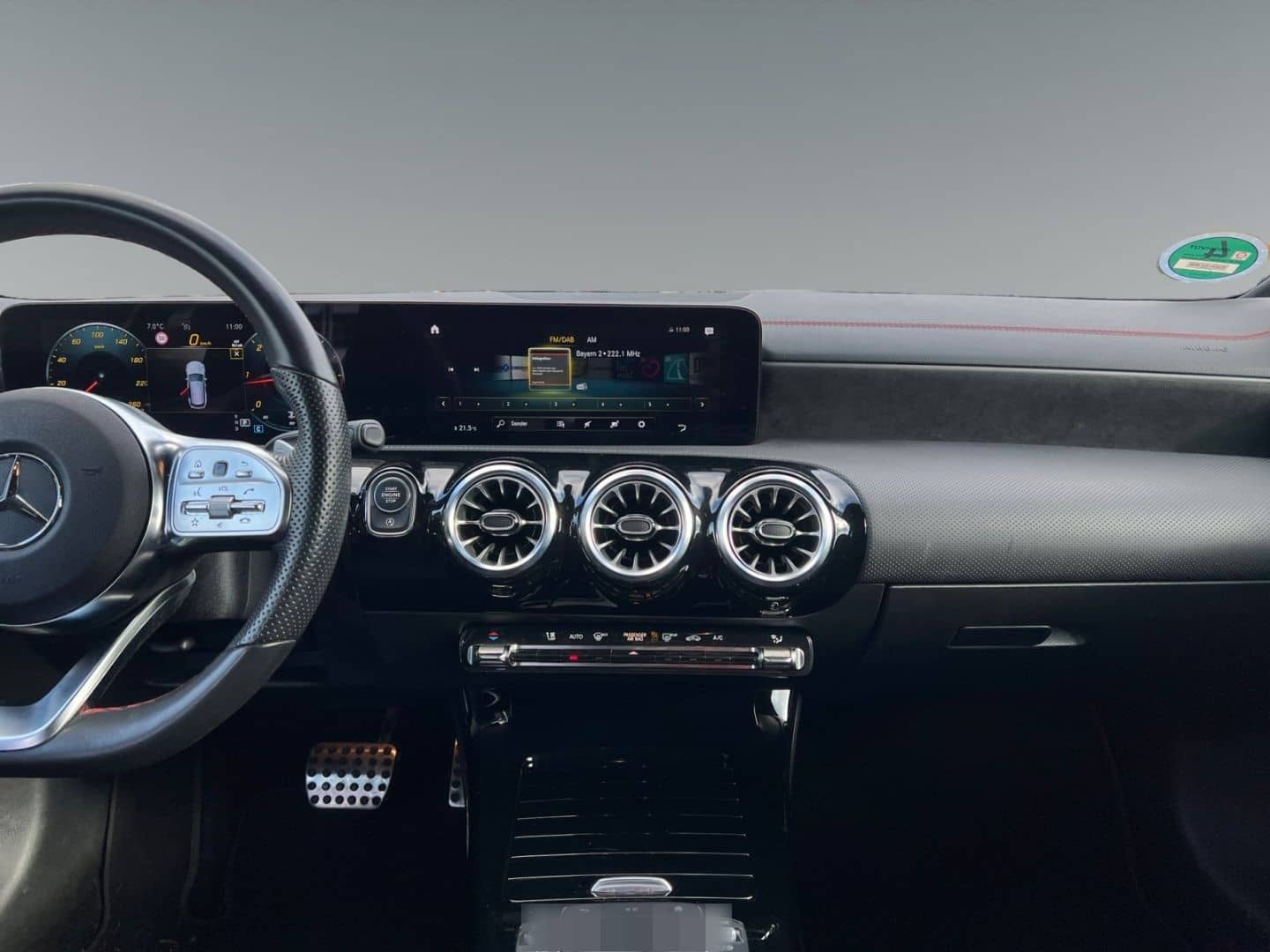 Mercedes-Benz CLA 200 Shooting Brake d AMG-Line LED Kamera foto 5