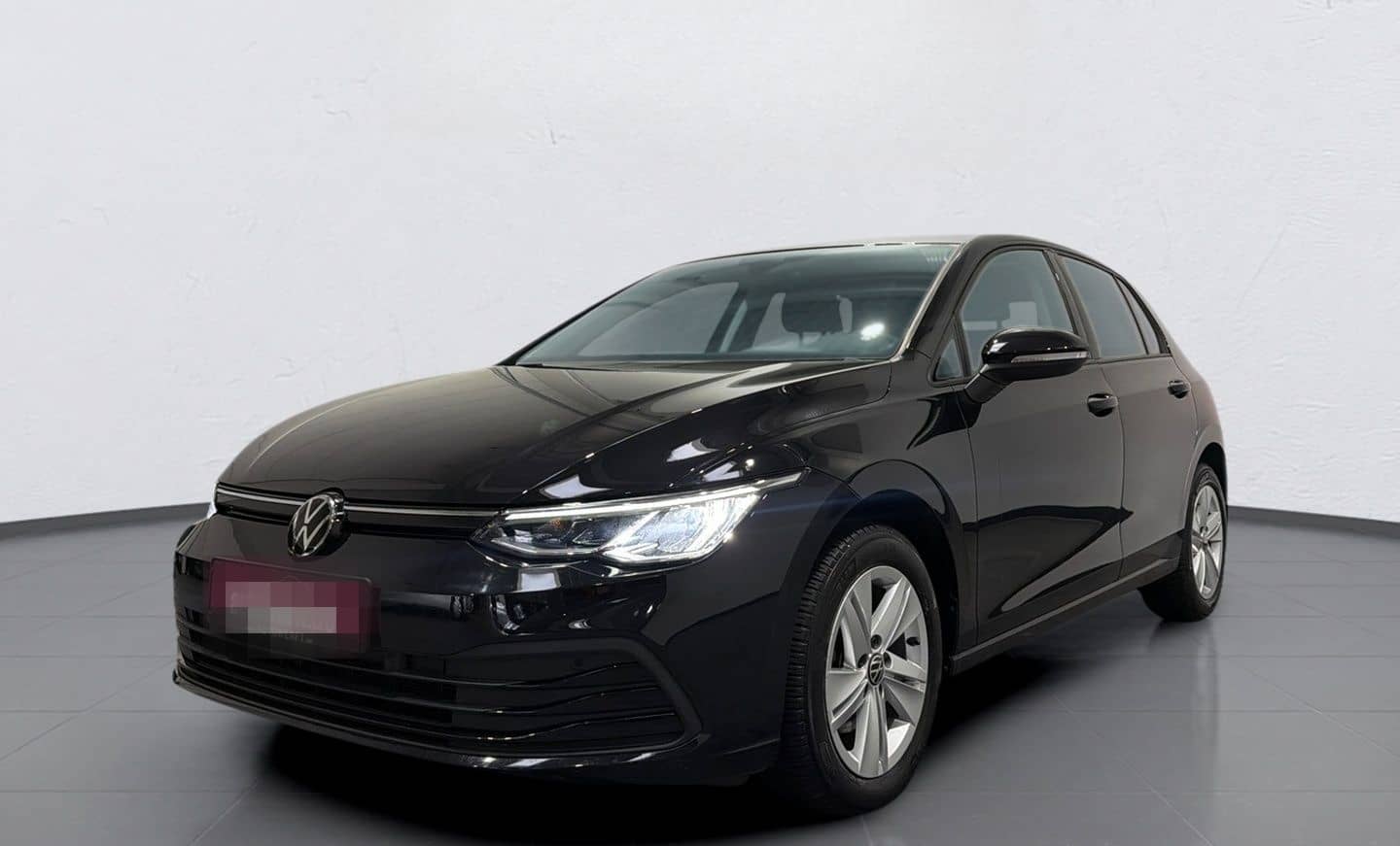 Volkswagen Golf 8 2.0 TDI DSG LIFE LED KAMERA NAVI 16Z TEMP foto 1