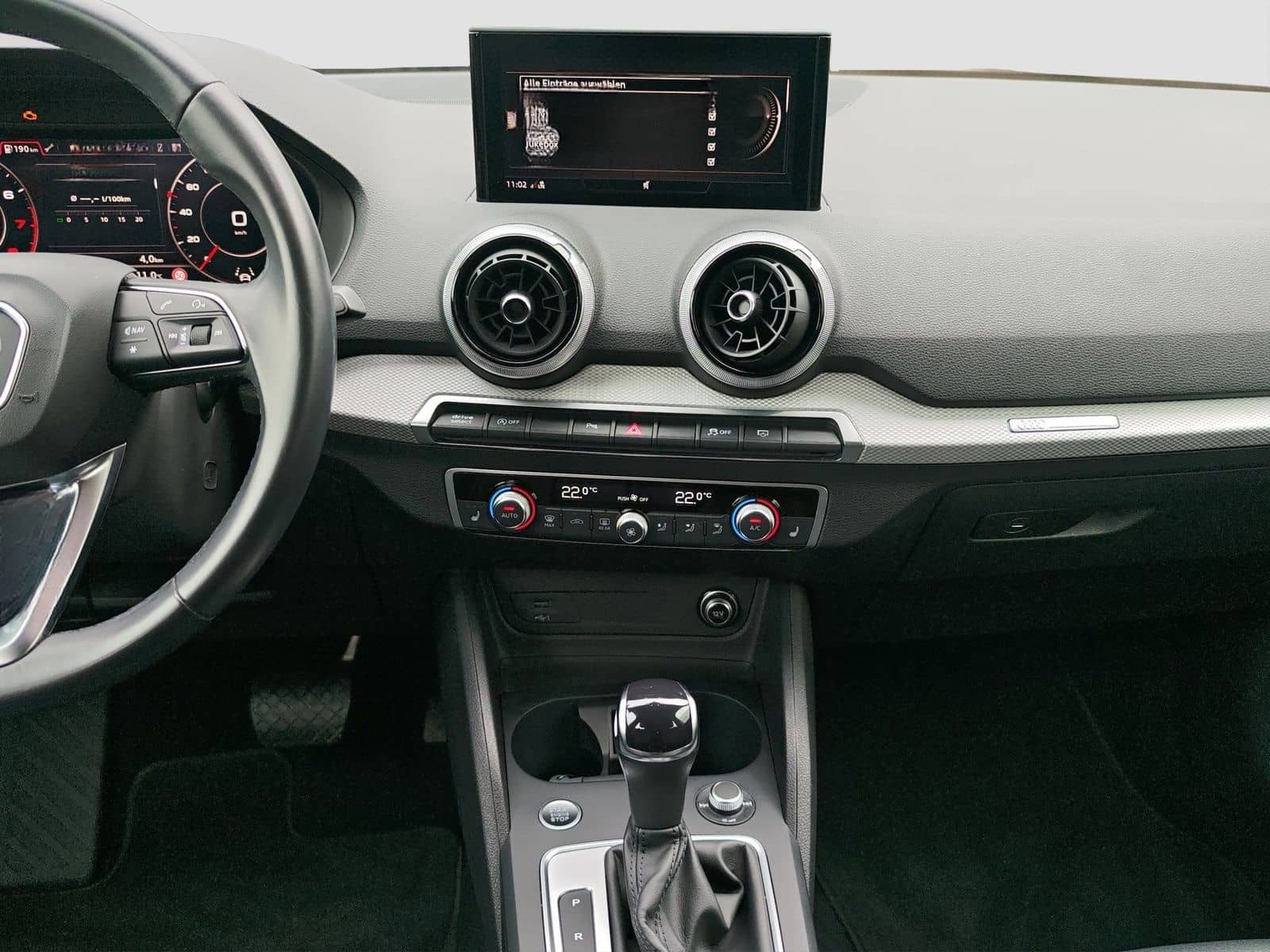 Audi Q2 advanced 35 TFSI 5JGar Fahren Parken Optik+ foto 13