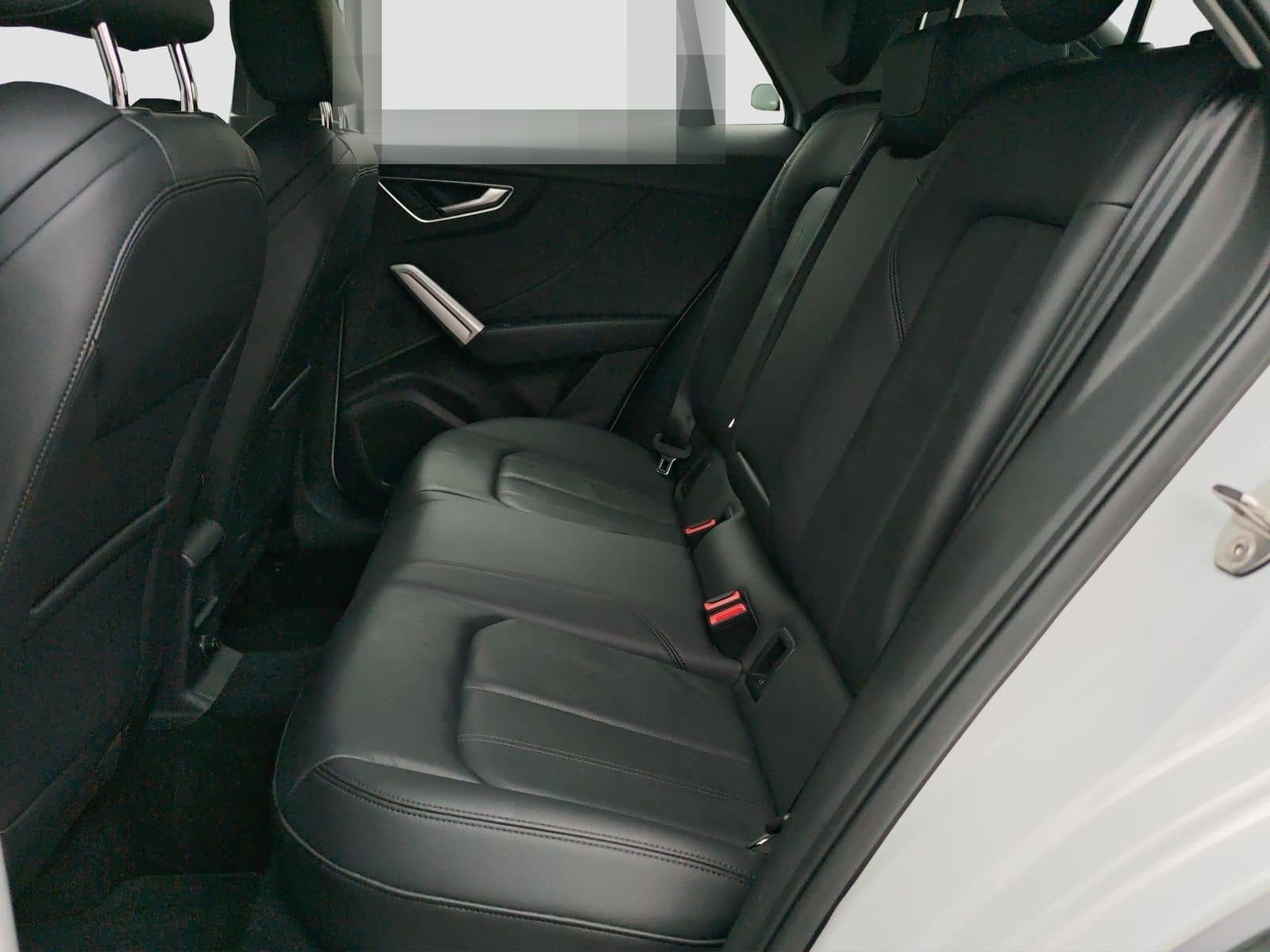 Audi Q2 advanced 35 TFSI 5JGar Fahren Parken Optik+ foto 10