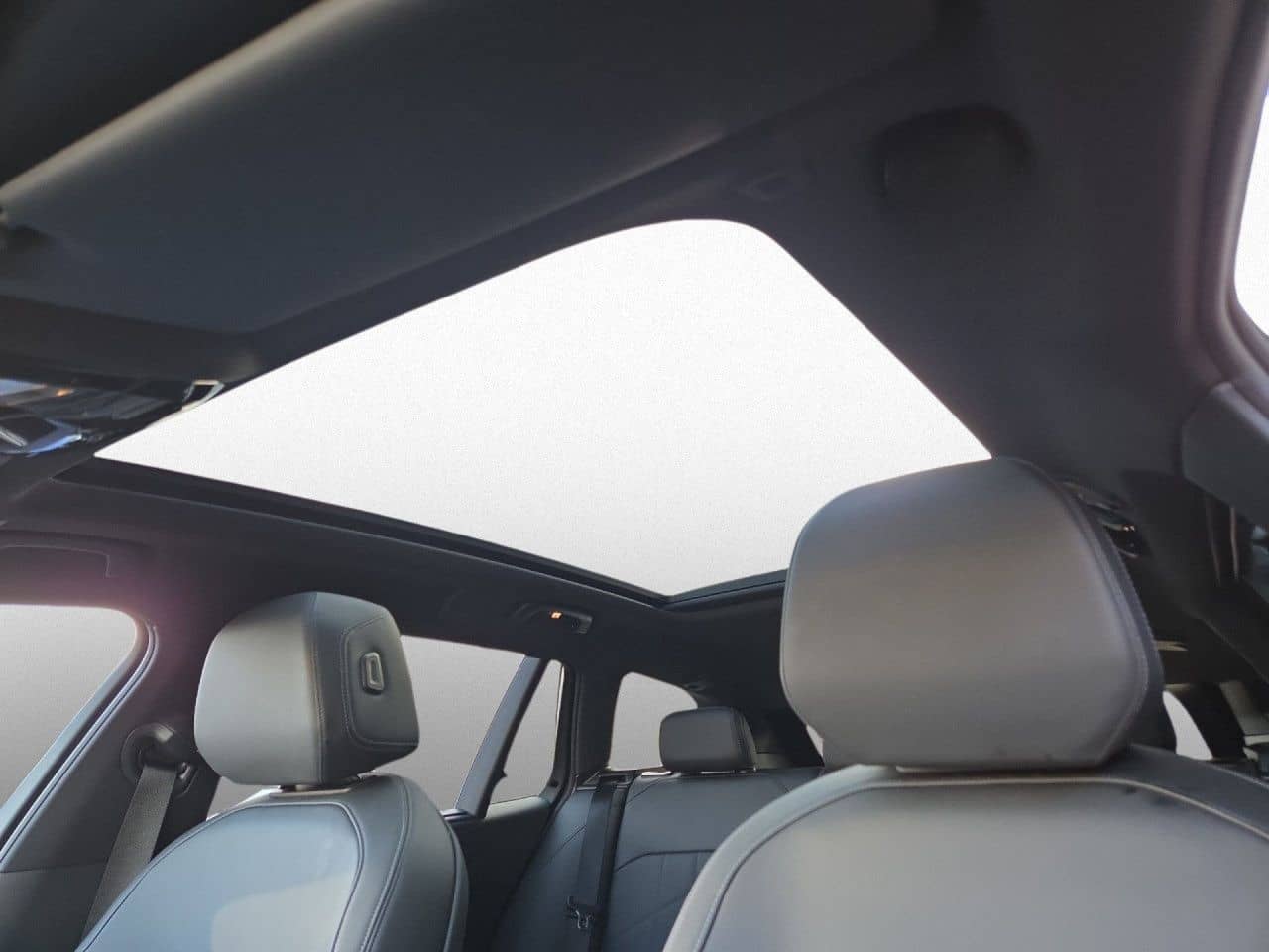 BMW 550e xDr T M SPORT Ad.Led,PANO,AHK,HUD,360,H/K foto 19