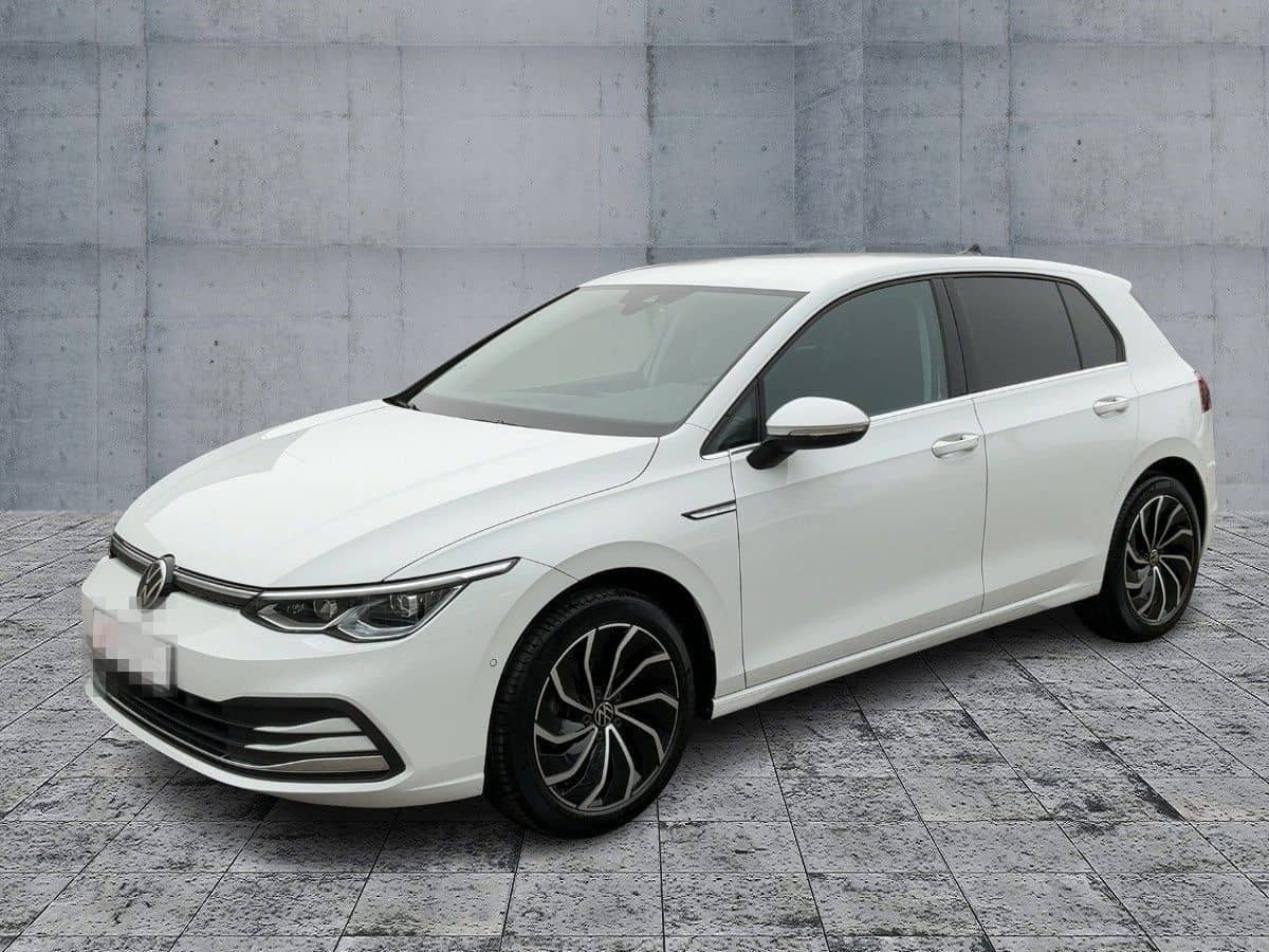 Volkswagen Golf VIII 1.5 TSI STYLE 5JG+ACC+AHK+NAVI+APP+SHZ foto 2