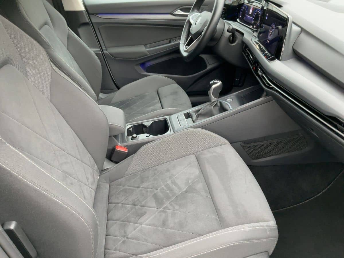 Volkswagen Golf VIII 1.5 TSI STYLE 5JG+ACC+AHK+NAVI+APP+SHZ foto 12