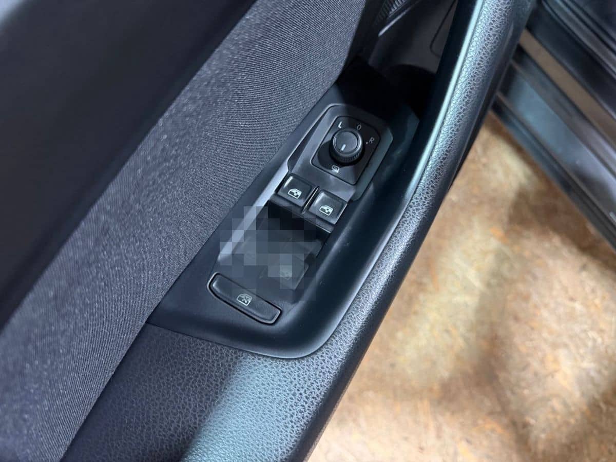 Volkswagen Passat Variant Business 2.0TDI DSG/AHK/ACC/CAM foto 22