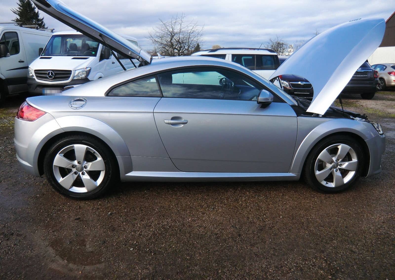 Audi TT Coupe 1.8 TFSI foto 8