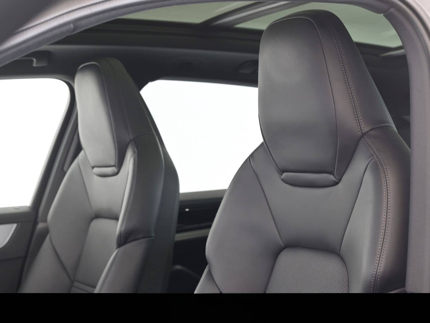 Porsche Cayenne E-Hybrid kreide AHK PANO LUFT Bose Surro foto 15