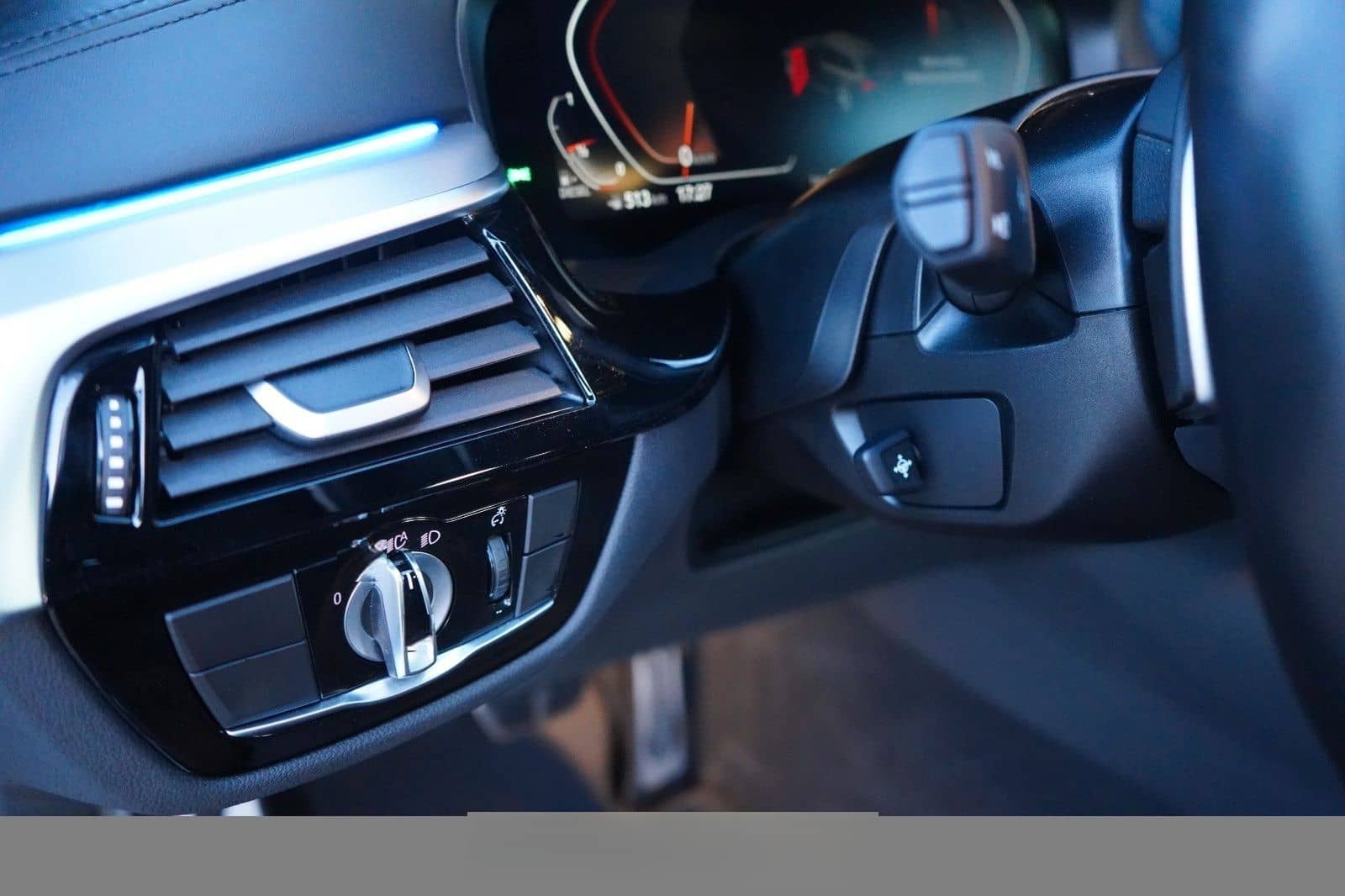 BMW 540d T. xDrive*1.HAND*M-SPORTPAKET*LASER*HUD*H&K foto 20