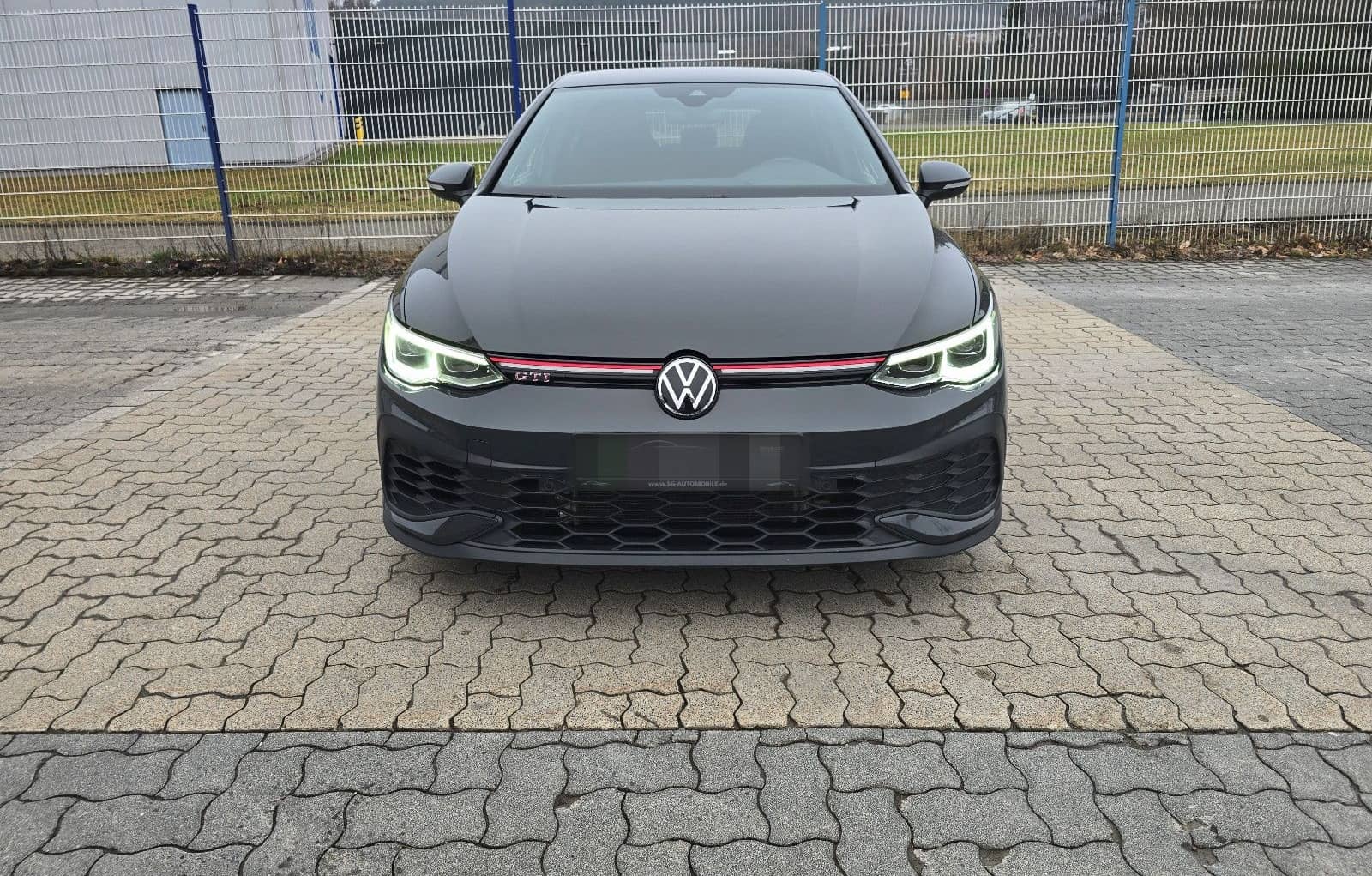 Volkswagen Golf VIII GTI 2.0 TSI Clubsport °SOUND°NAVI°DCC° foto 24