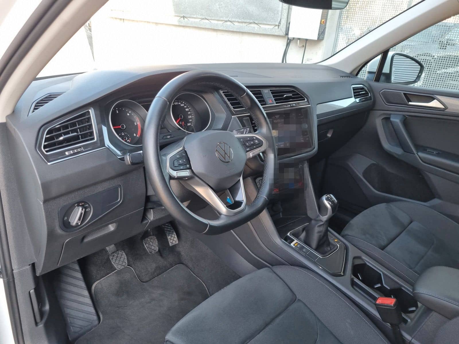 Volkswagen Tiguan 2.0 TDI Life LED NAVI SHZ APP ACC foto 13