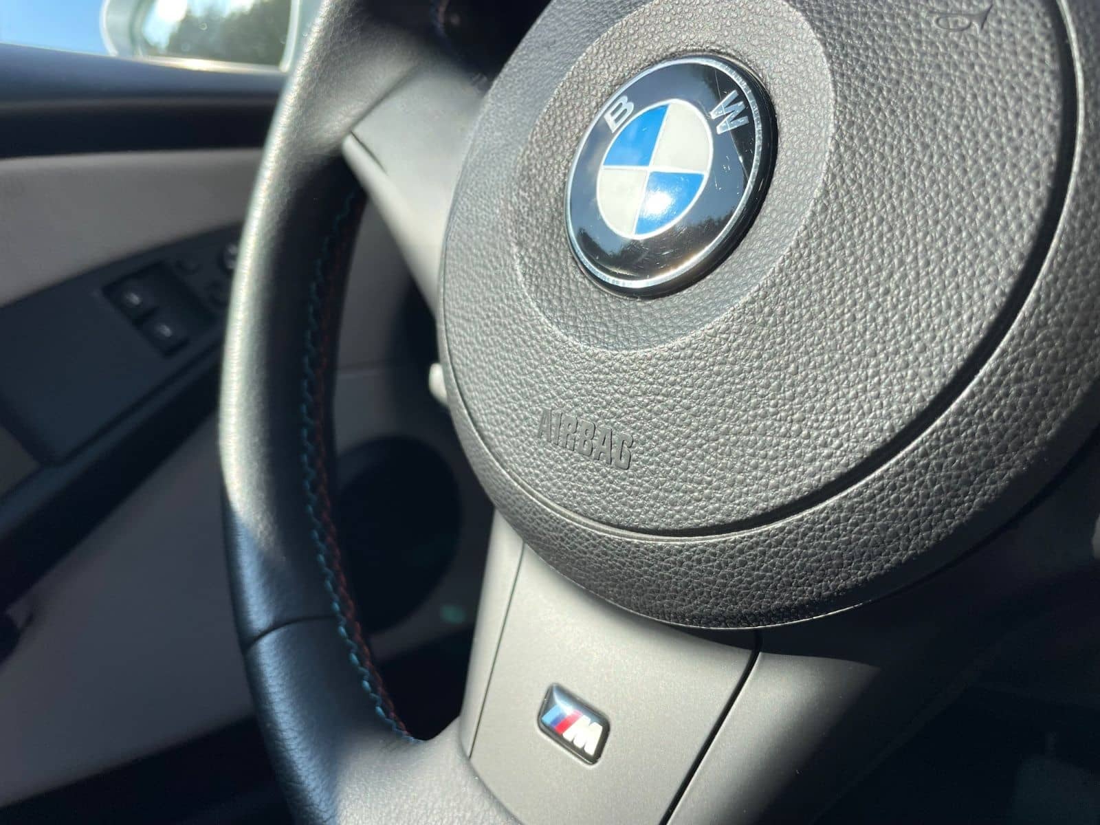 BMW M6 Coupé foto 15