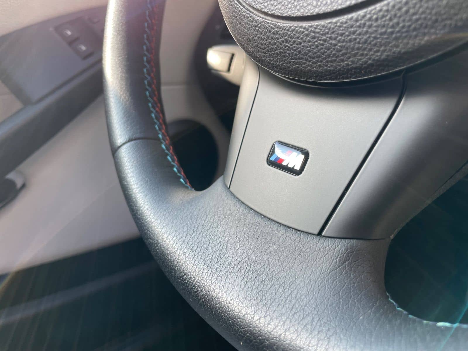 BMW M6 Coupé foto 16