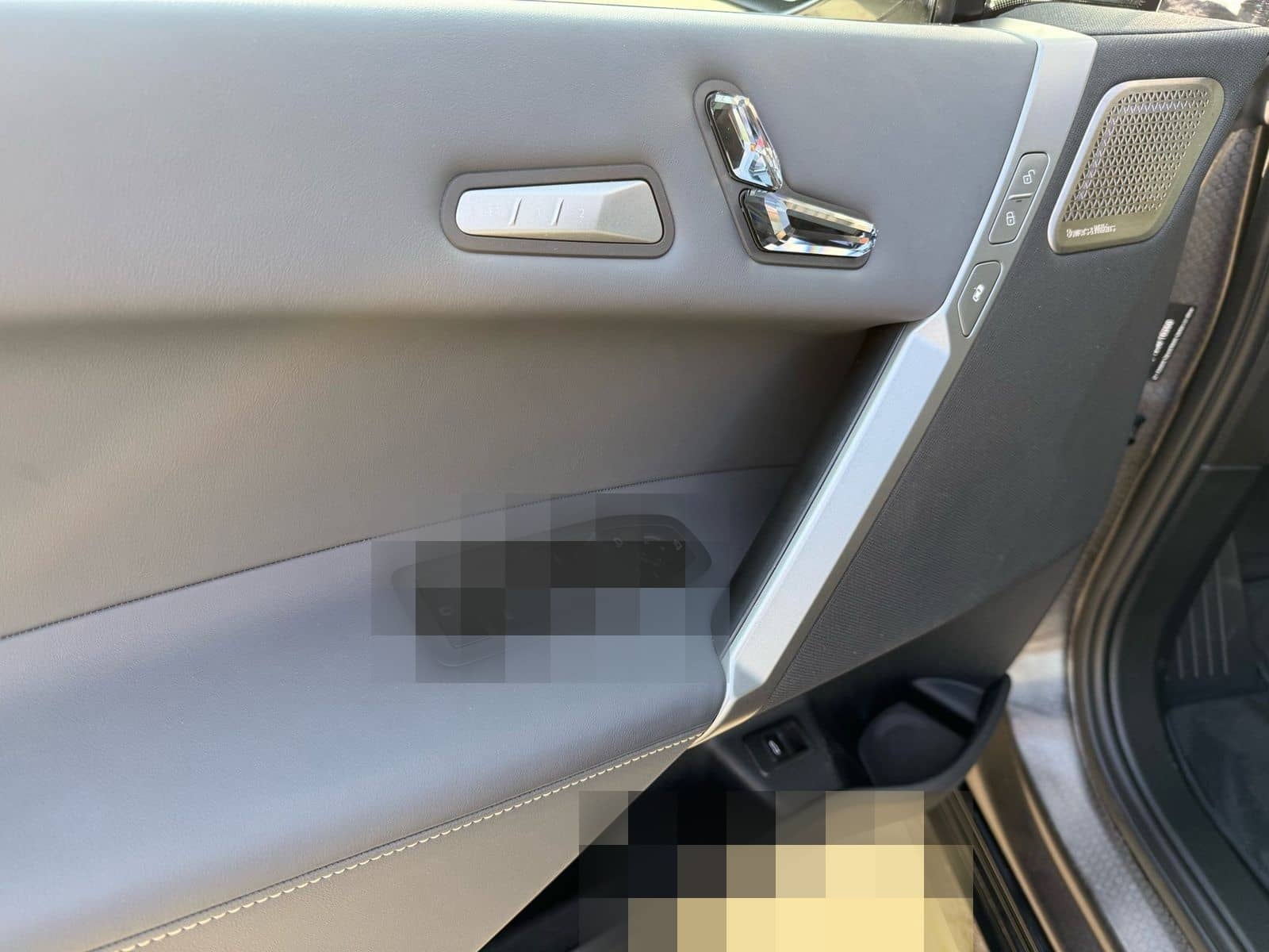 BMW iX M70 xDrive //SkyLounge B&W AHK AC-LadenProf foto 19