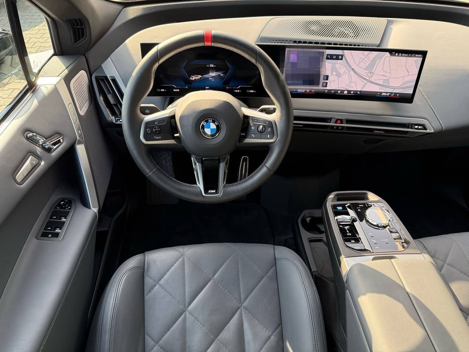 BMW iX M70 xDrive //SkyLounge B&W AHK AC-LadenProf foto 7