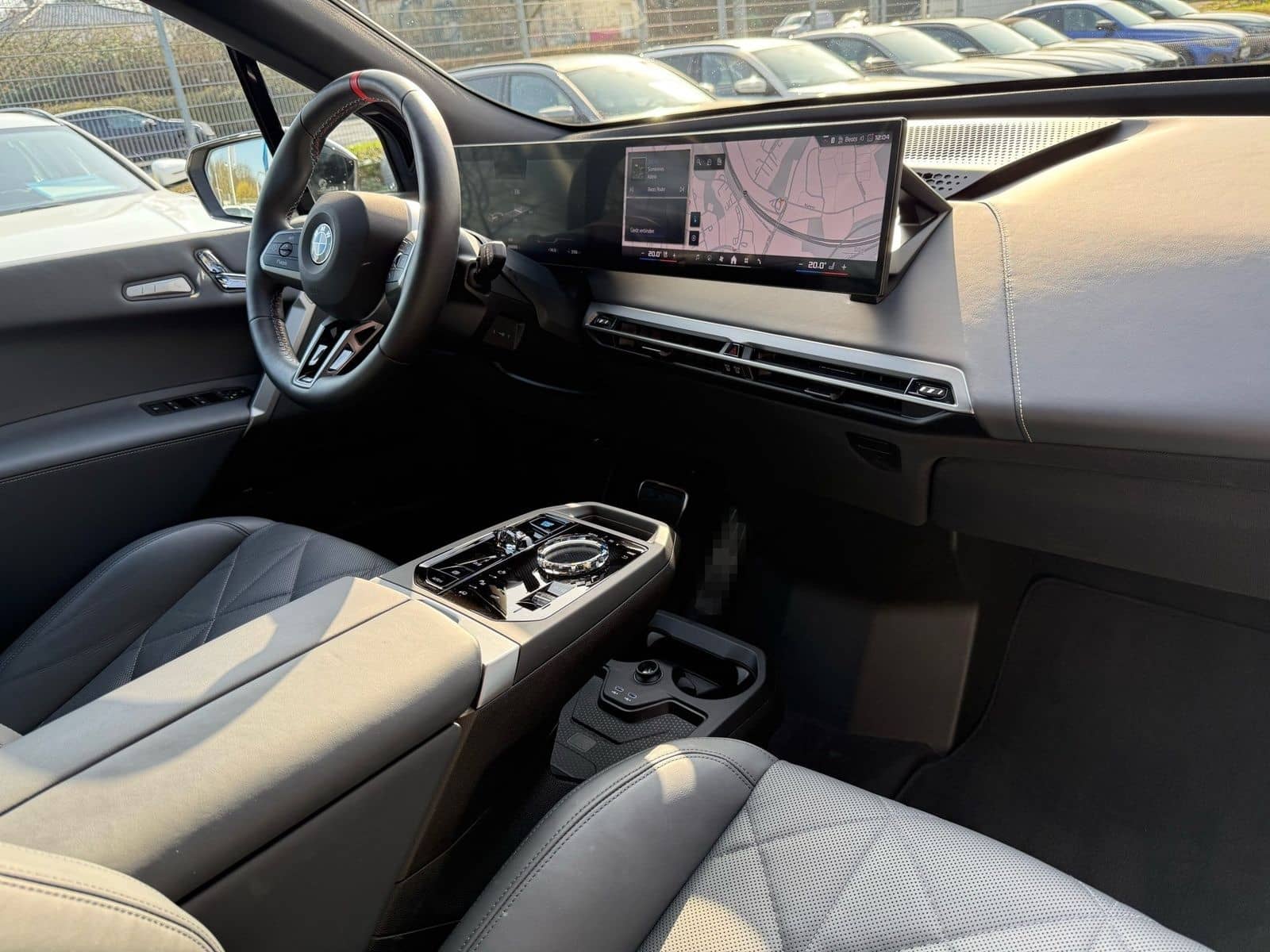 BMW iX M70 xDrive //SkyLounge B&W AHK AC-LadenProf foto 9