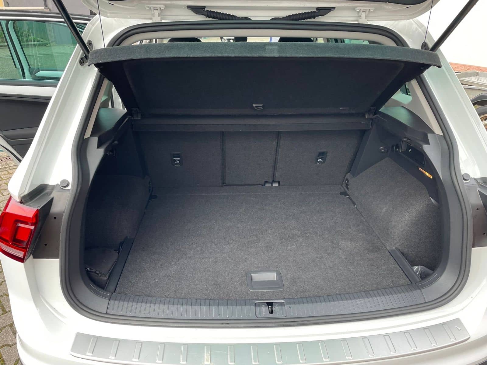 Volkswagen Tiguan Comfortline 4X4 Allrad / Navi / 1.Hand foto 13