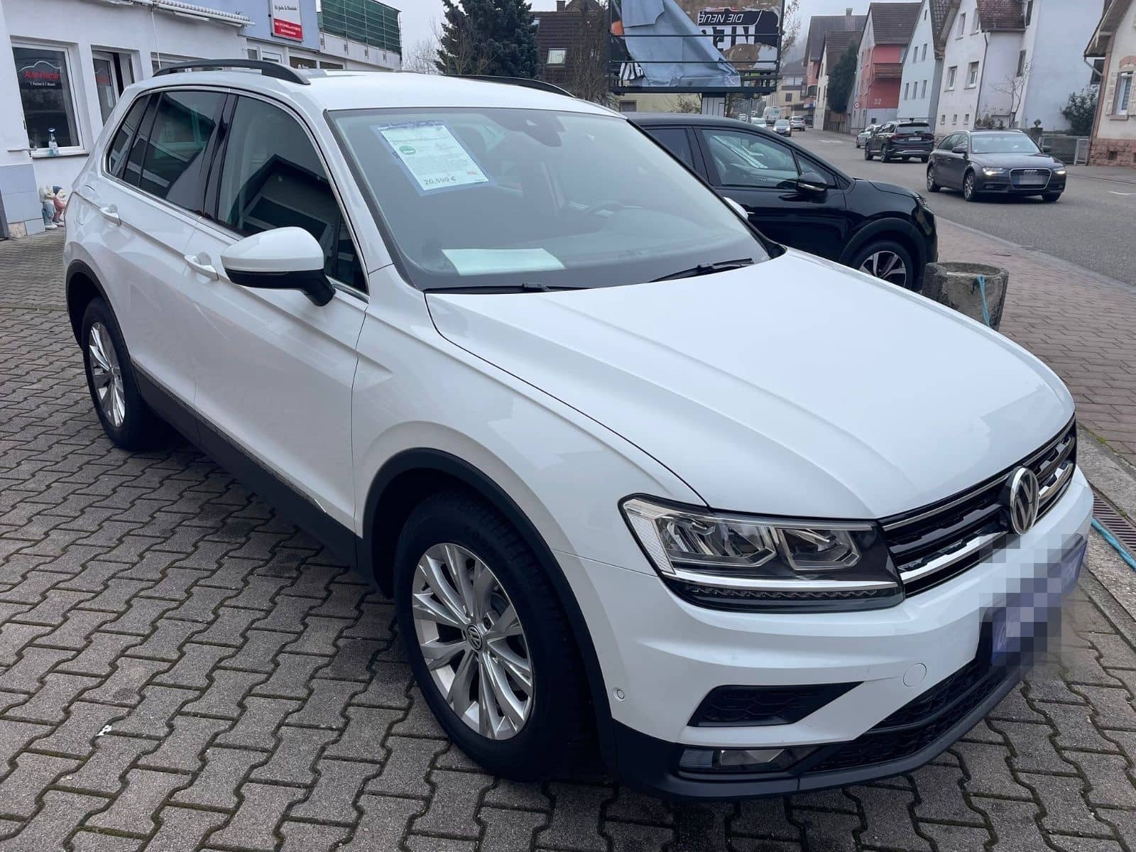 Volkswagen Tiguan Comfortline 4X4 Allrad / Navi / 1.Hand foto 5
