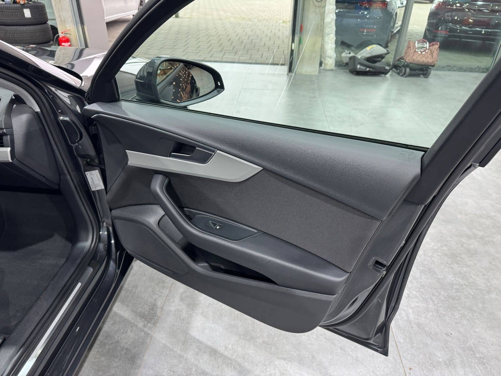 Audi A4 Avant 40 TDI*ACC*Led*MMI+*App Connect*DAB* foto 22