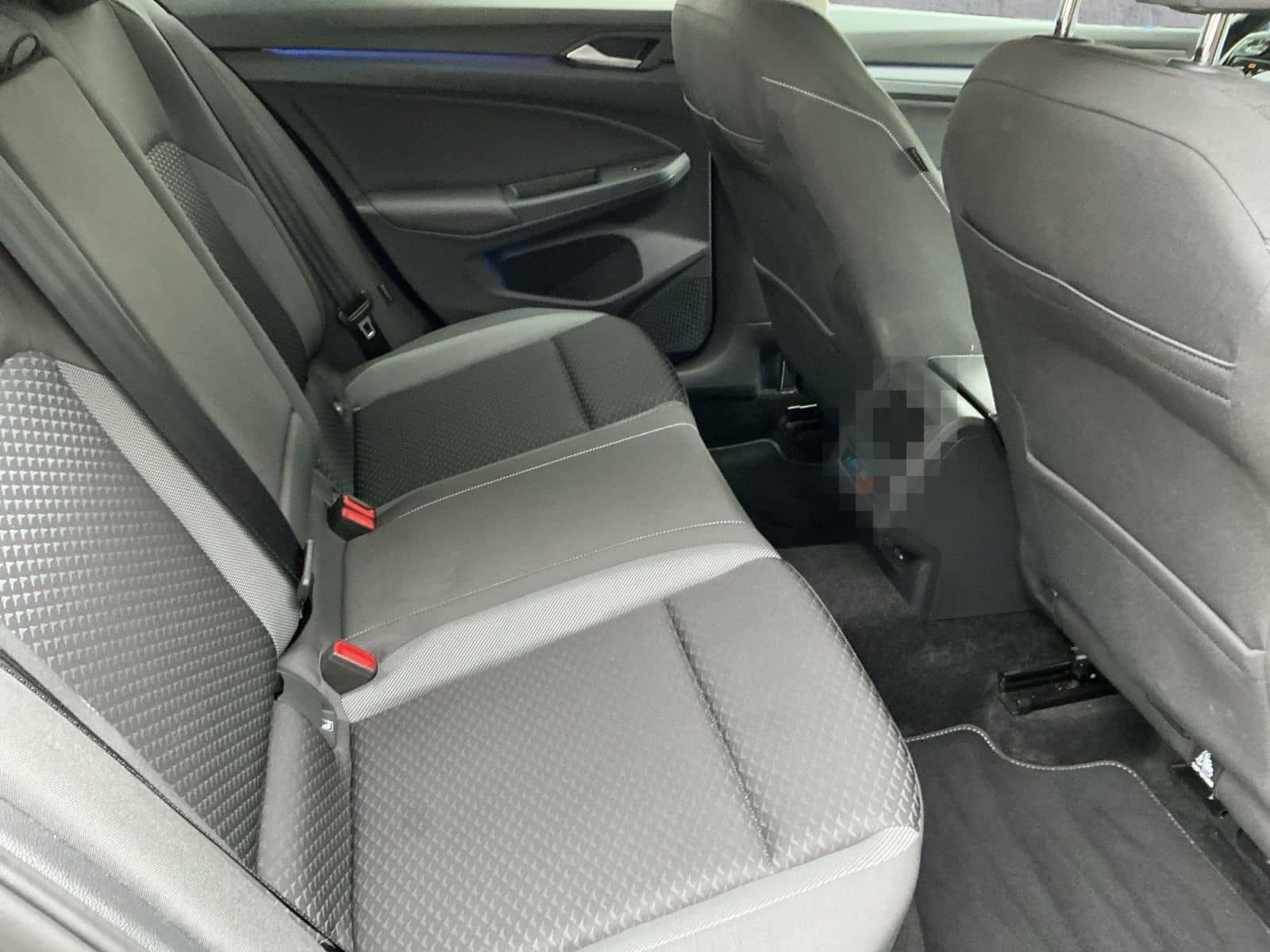 Volkswagen Golf VIII 1.5TSI ACTIVE 5JG+LEDplus+STDHZG+NAVI foto 16