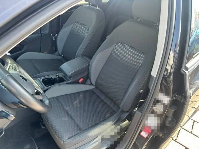 Volkswagen Golf Active 2.0 TDI 150 PS DSG AHK/PANO/HUD foto 6