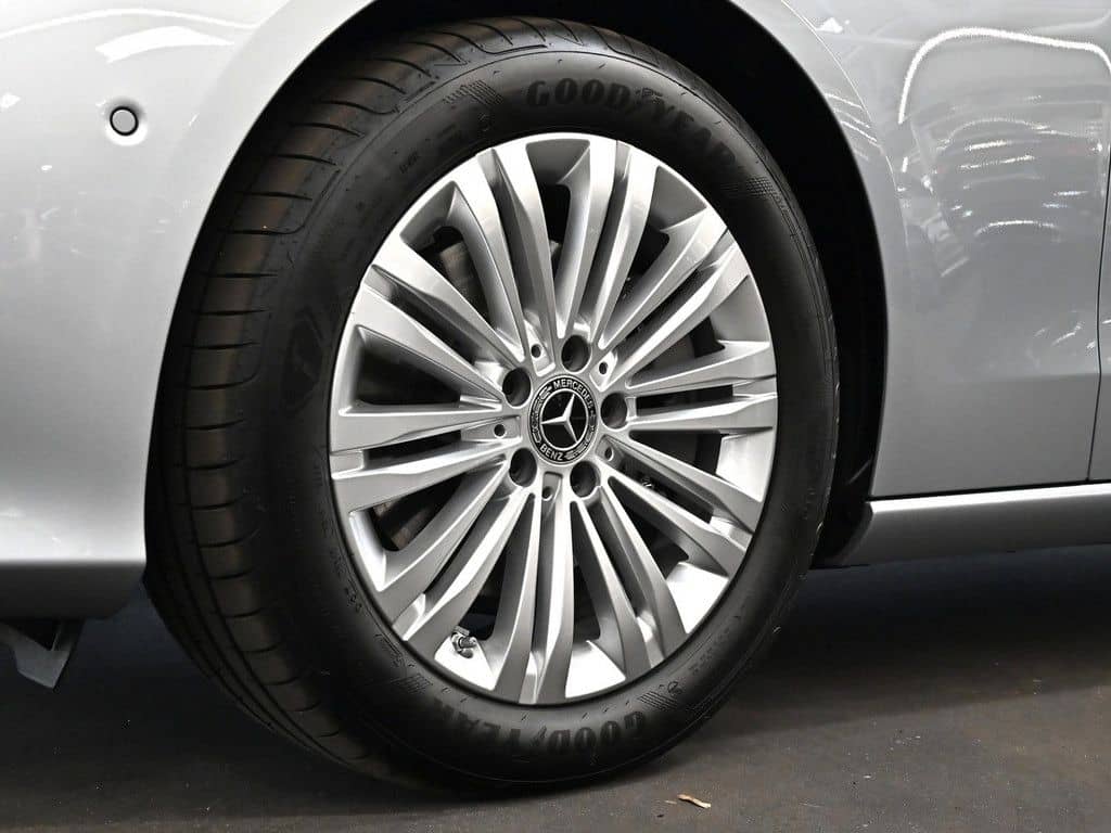 Mercedes-Benz C 200 Avantgarde Edition Distr. LED Navi Kamera foto 10