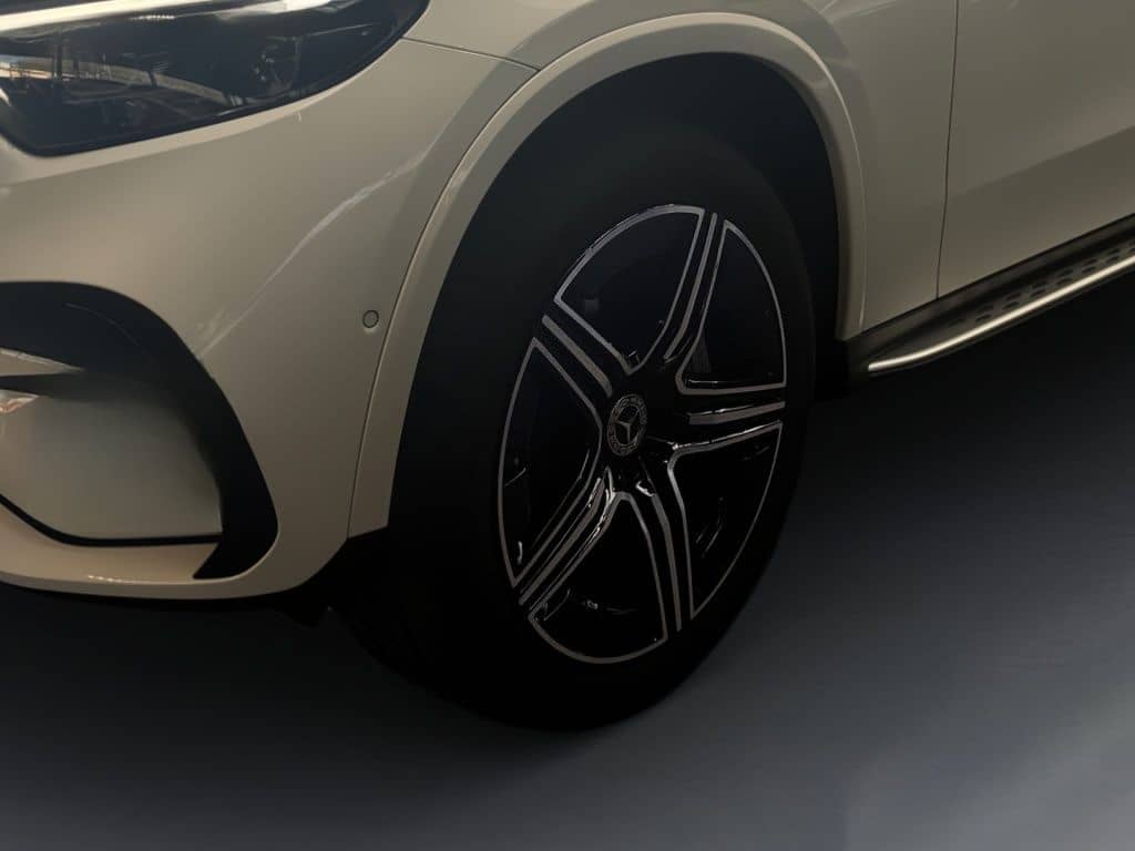 Mercedes-Benz GLC 300 de 4M Coupé AMG Night,DiG.L,MEM,DISTR,AH foto 4