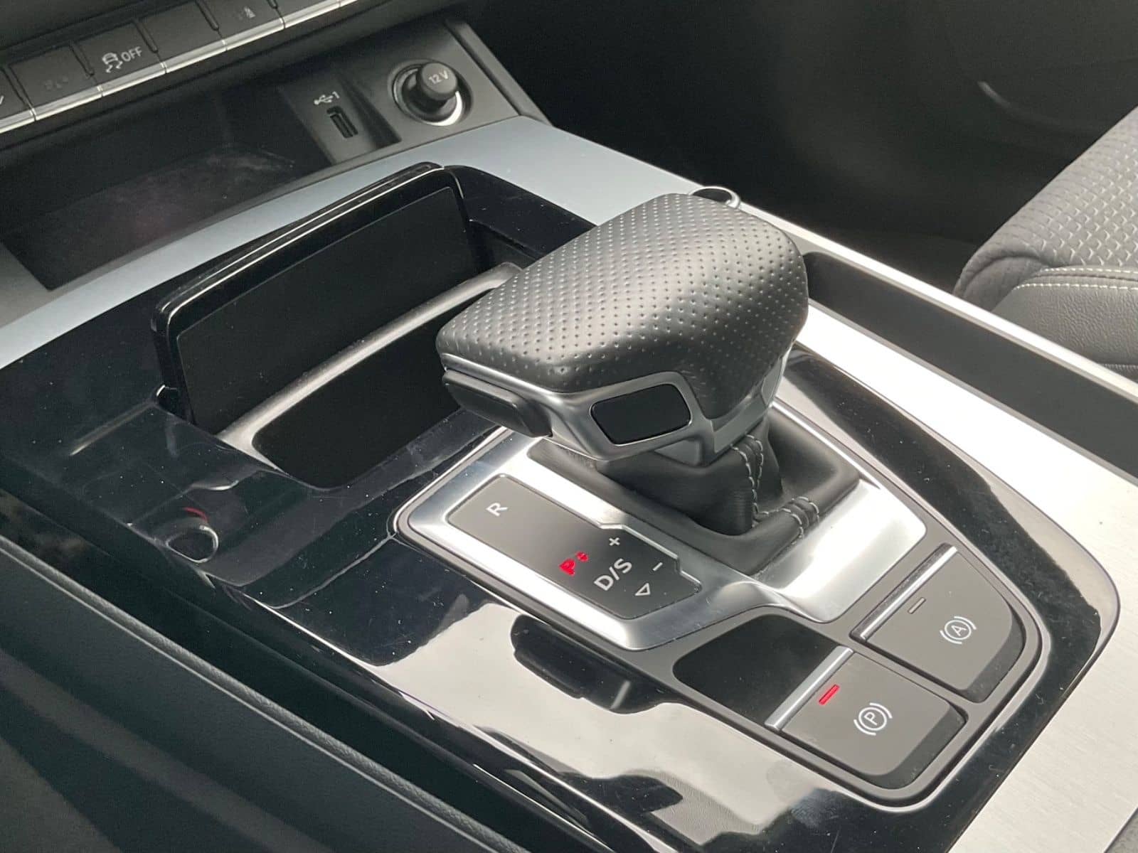 Audi Q5 40 TDI quattro S line AHK DAB LED RFK ViCo foto 20