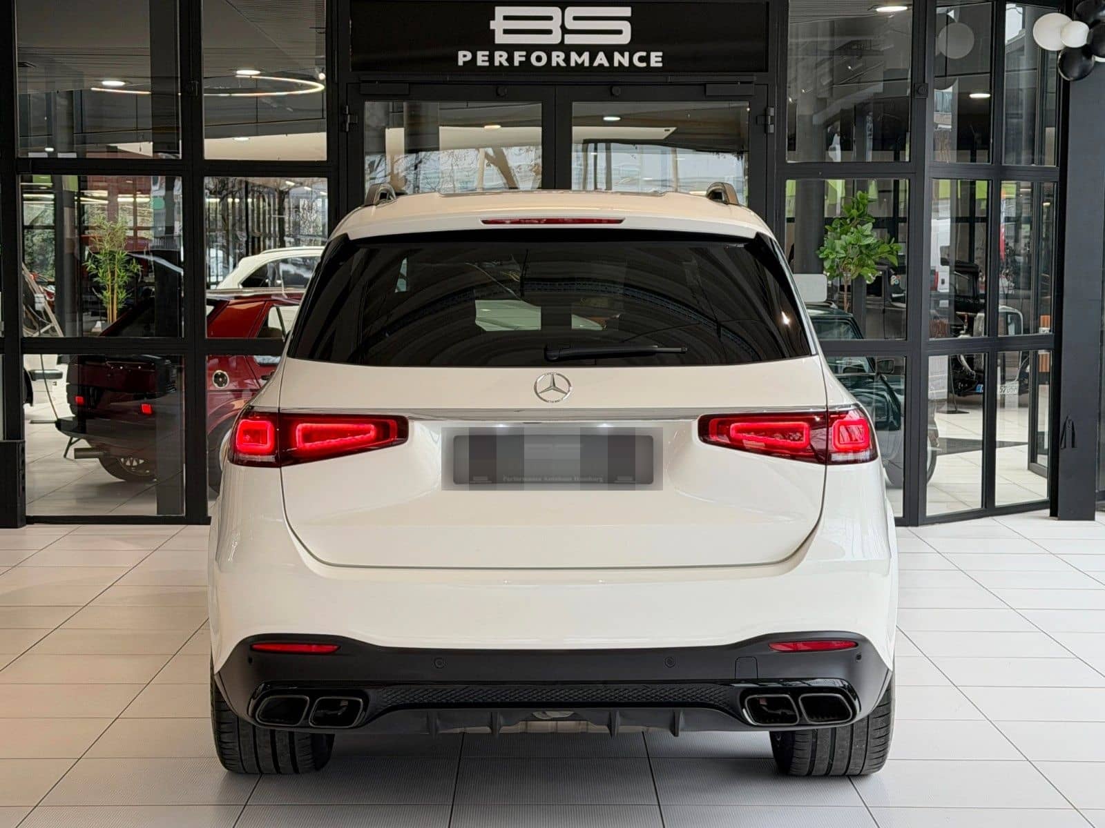 Mercedes-Benz GLS63 AMG 4M+|PANO|CARBON|MASSAGE0|3D-BURM|MB100 foto 7