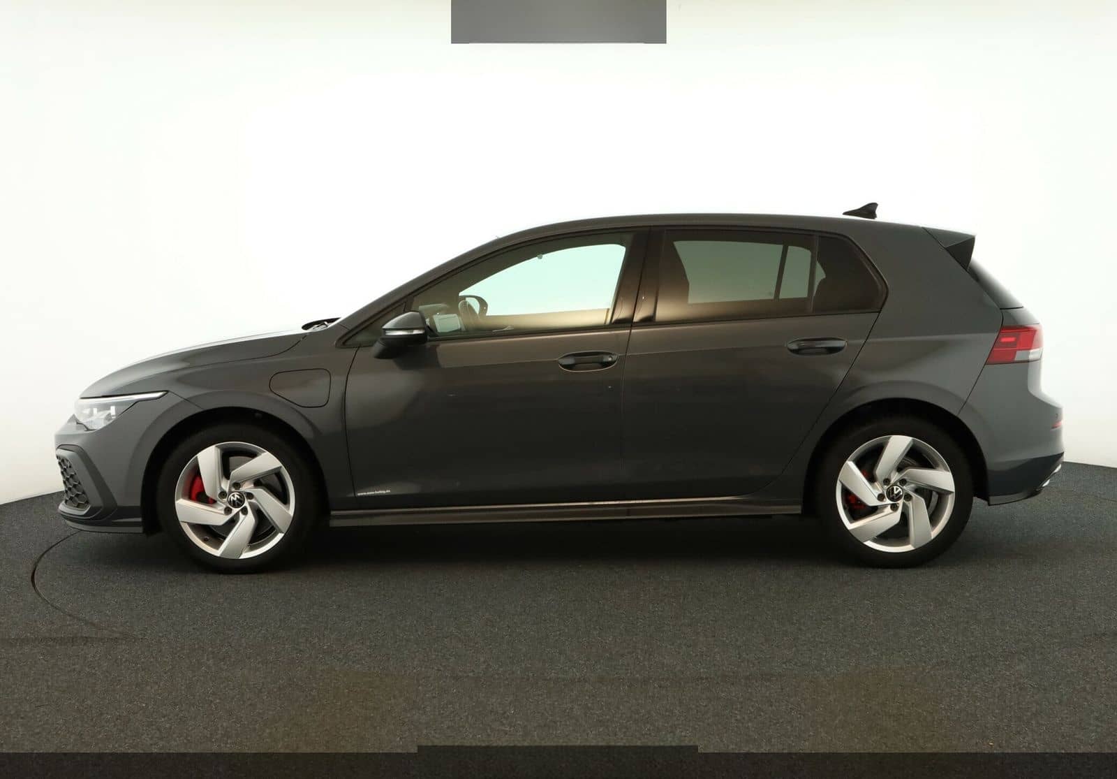 Volkswagen Golf VIII Lim. 1.4 TSI GTE eHybrid #Virtual#SHZ# foto 2