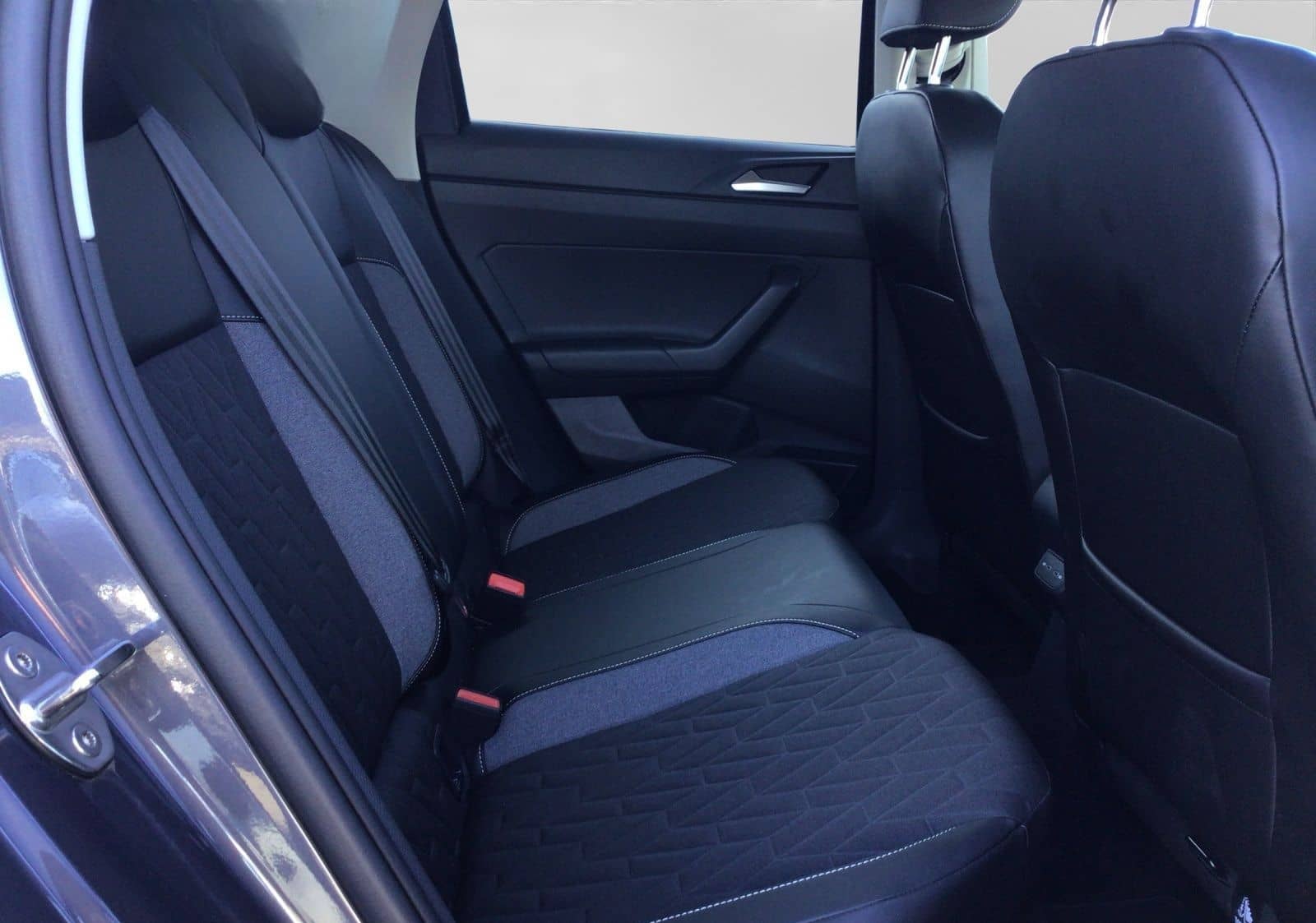 Volkswagen Taigo 1.0 TSI GOAL ACC LED NAVI CLIMATRONIC foto 6