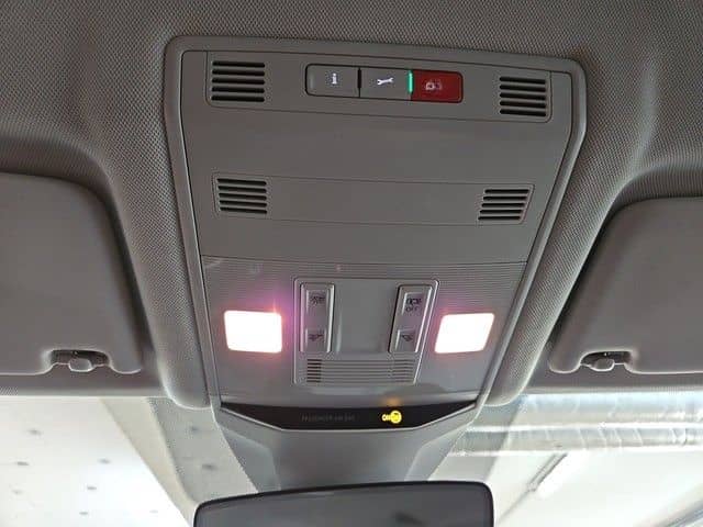 Volkswagen T-Roc DIGITAL COCKPIT EINPARKH foto 8