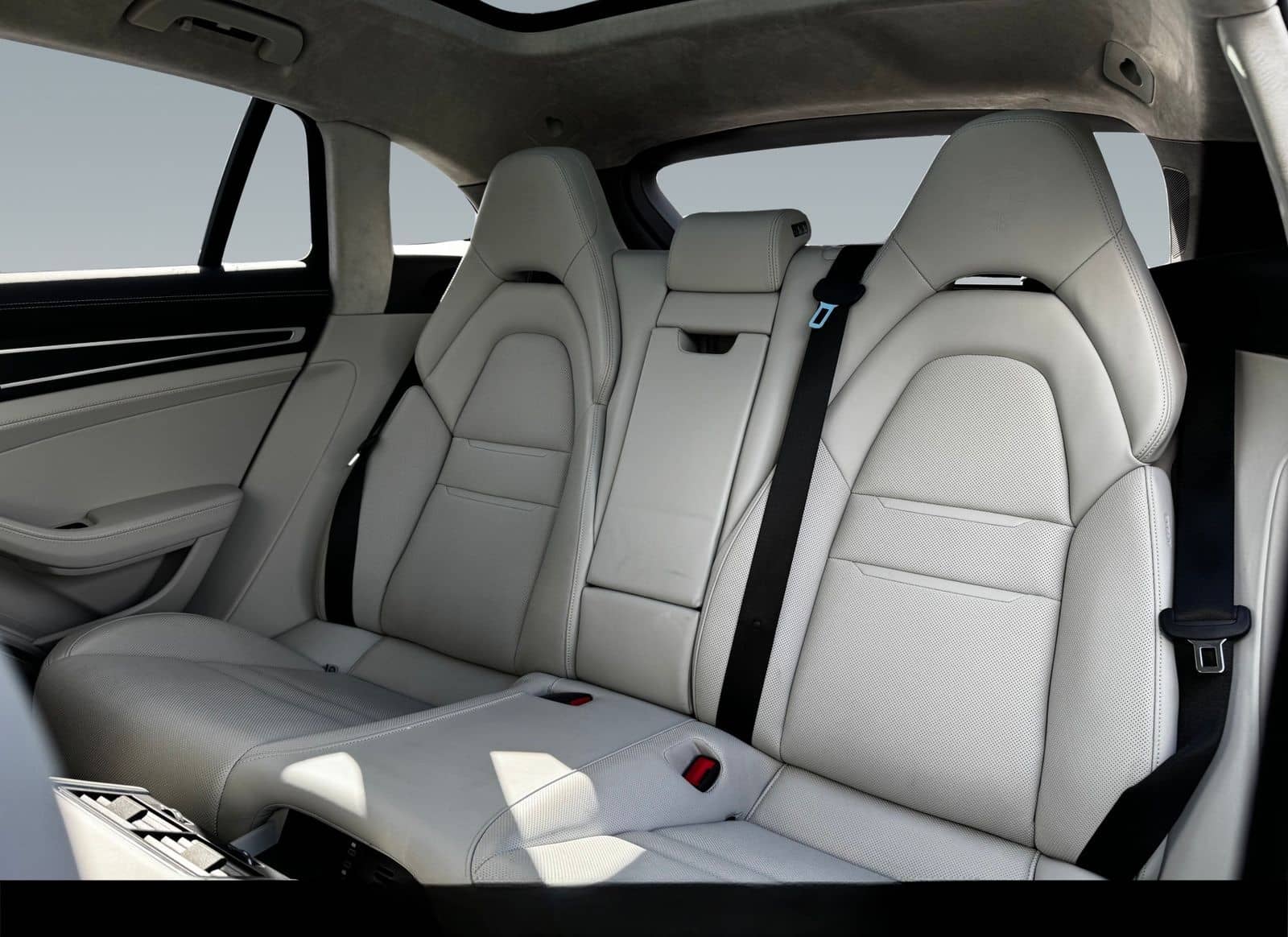 Porsche Panamera 4S E-Hybrid Sport Turismo foto 23