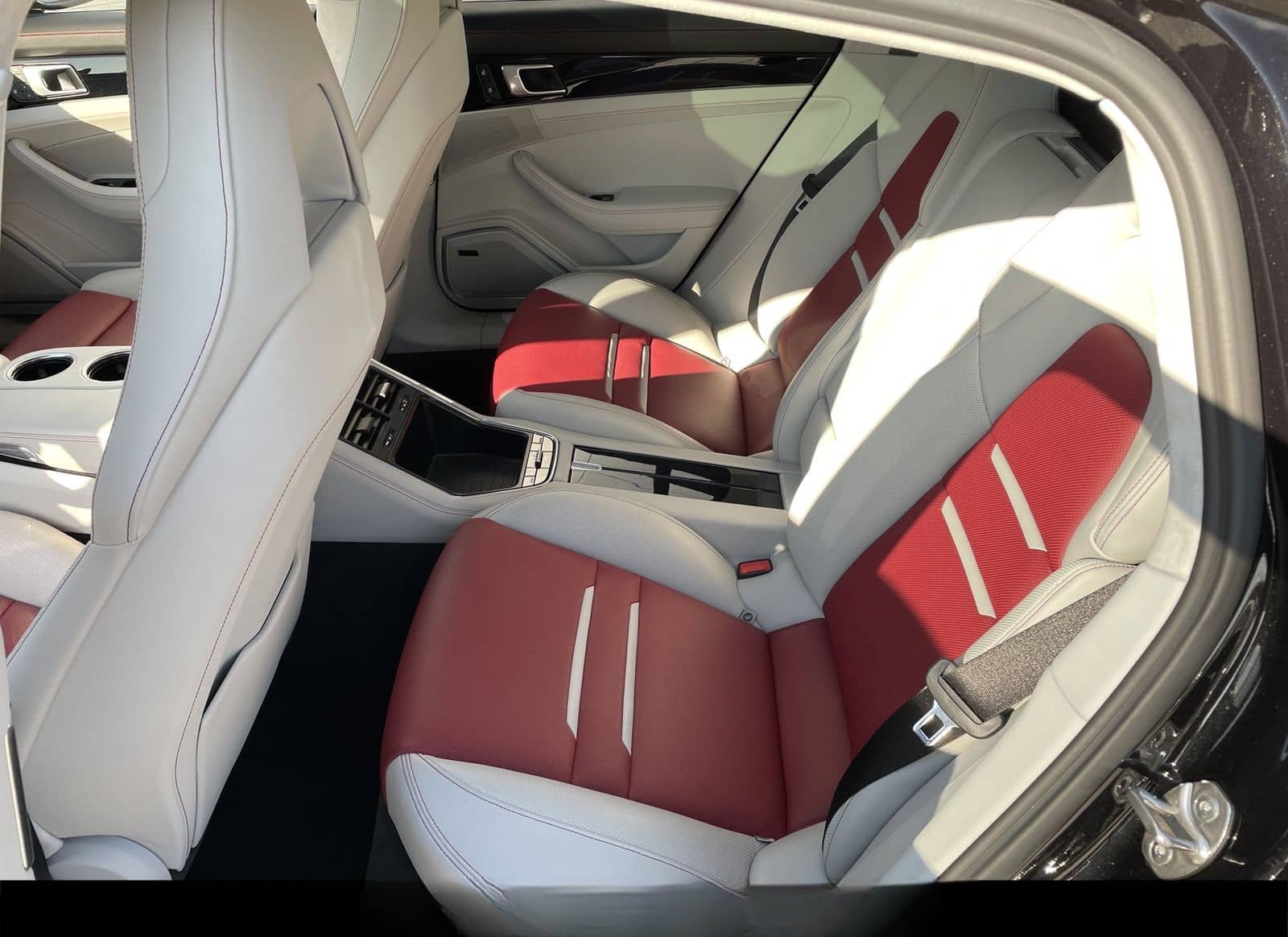 Porsche Panamera 4S E-Hybrid foto 23