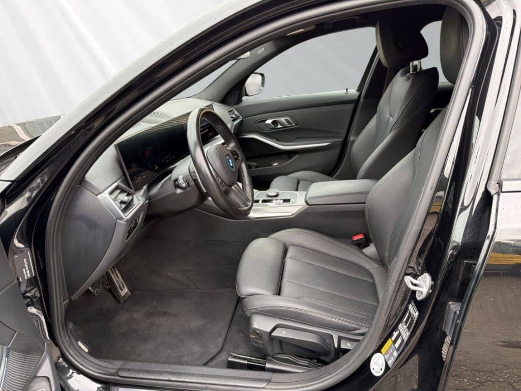 BMW 330 xe touring M-Sport Pro HiFi Stop&Go AHK LC P foto 8