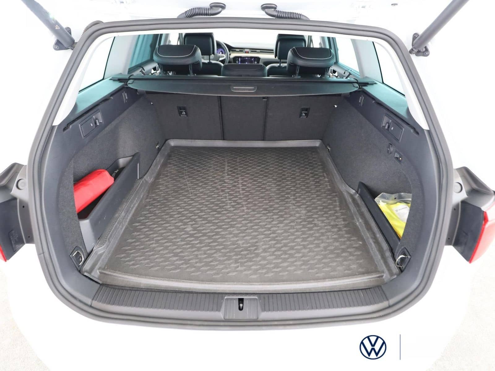 Volkswagen Passat Variant 2.0 TDI Elegance+DSG+AHK+MATRIX foto 9